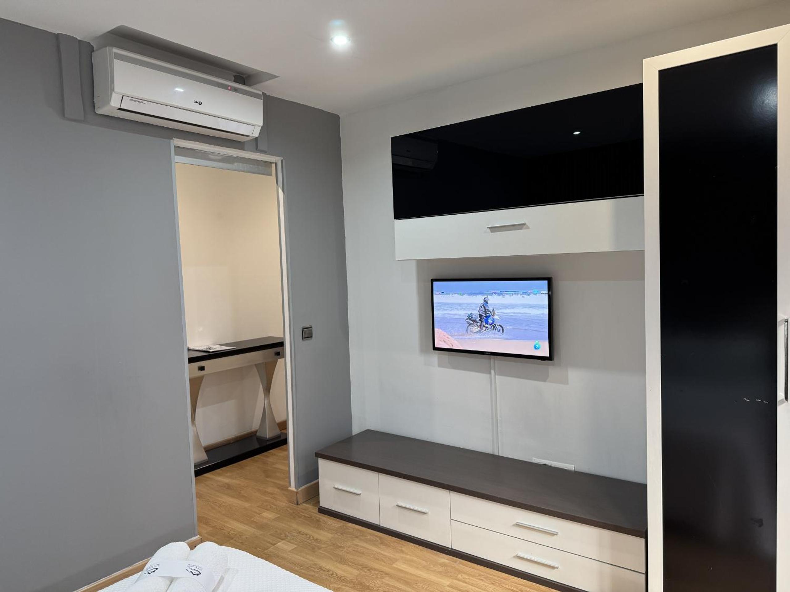 hotel room