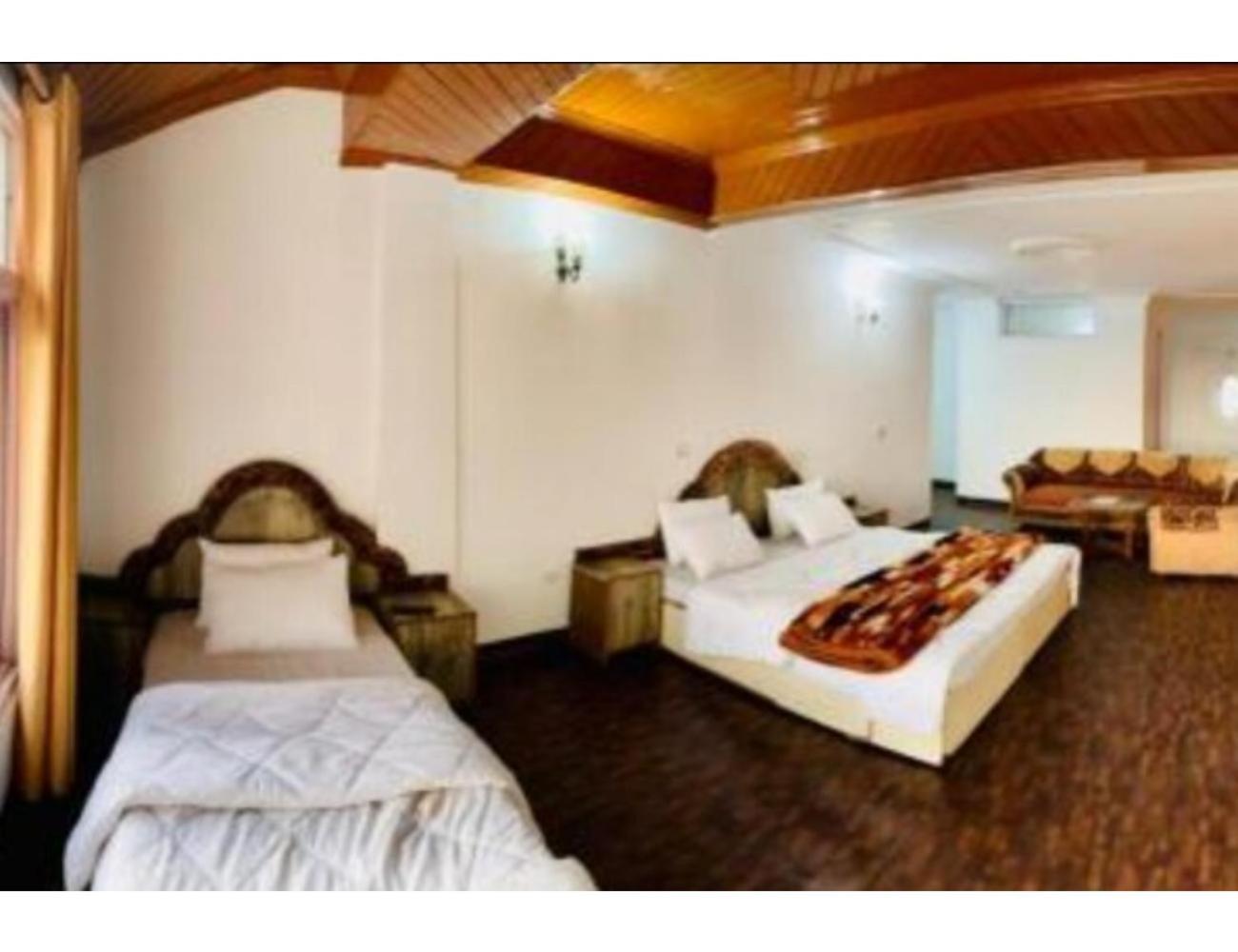 Royal Bird Guest house and family restaurant, Bhadarwah view 5
