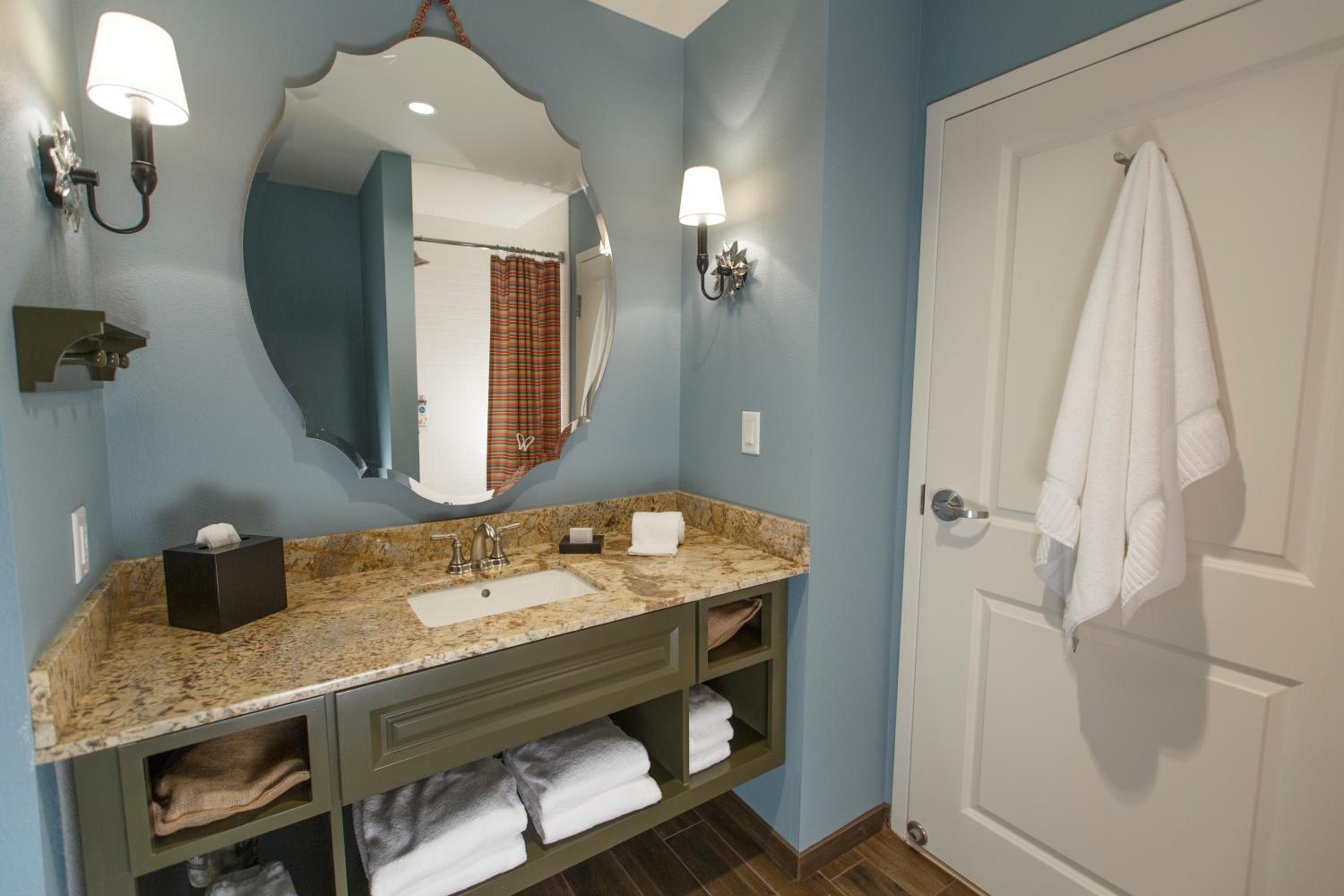 Dollywood's DreamMore Resort and Spa