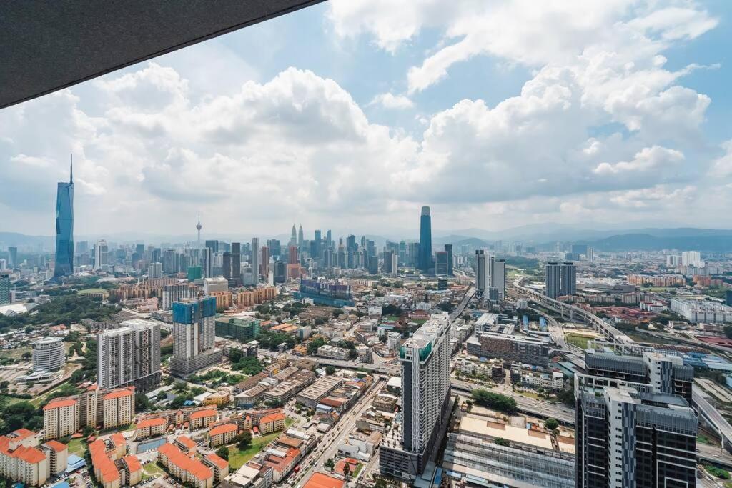 Trion KL Modern Netflix 2Bedroom 6pax