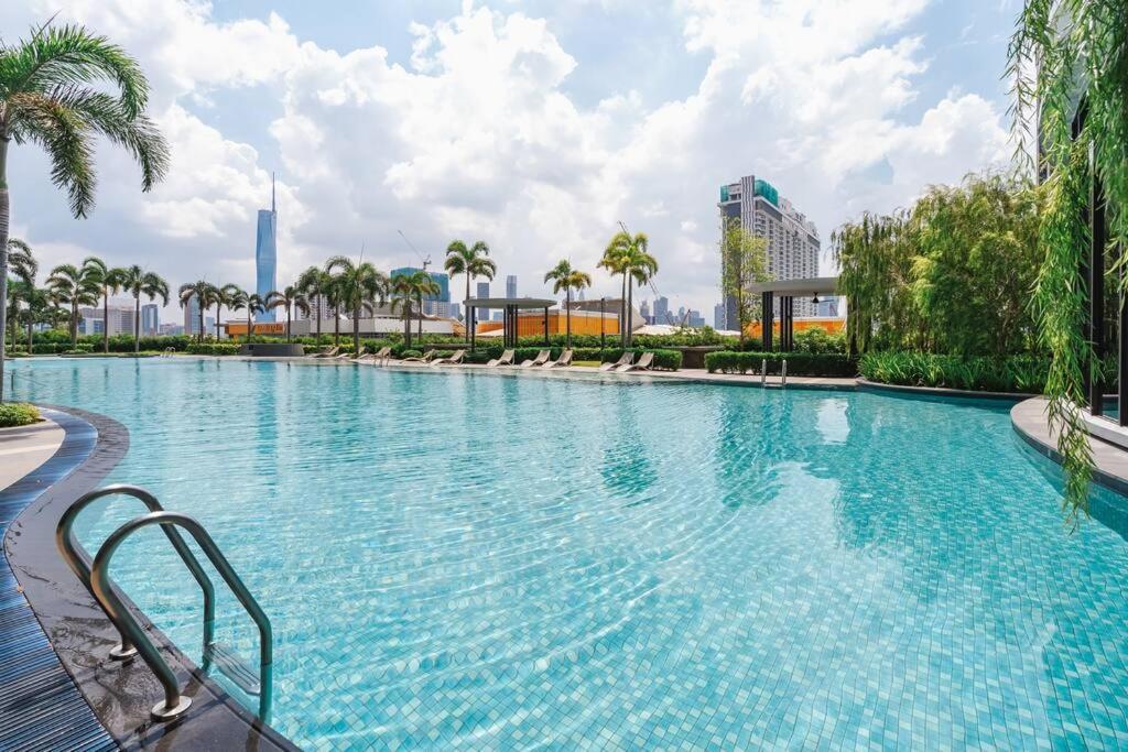 Trion KL Modern Netflix 2Bedroom 6pax