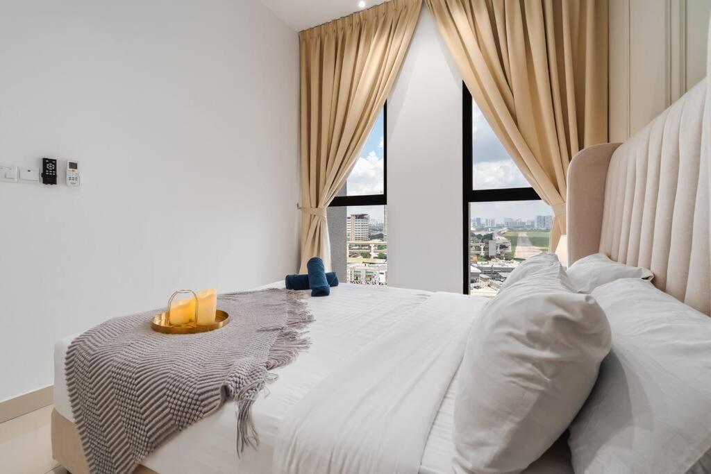 Trion KL Modern Netflix 2Bedroom 6pax