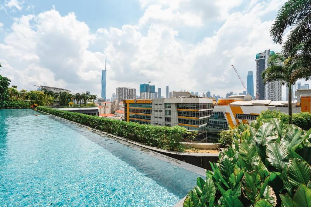 Trion KL Modern Netflix 2Bedroom 6pax