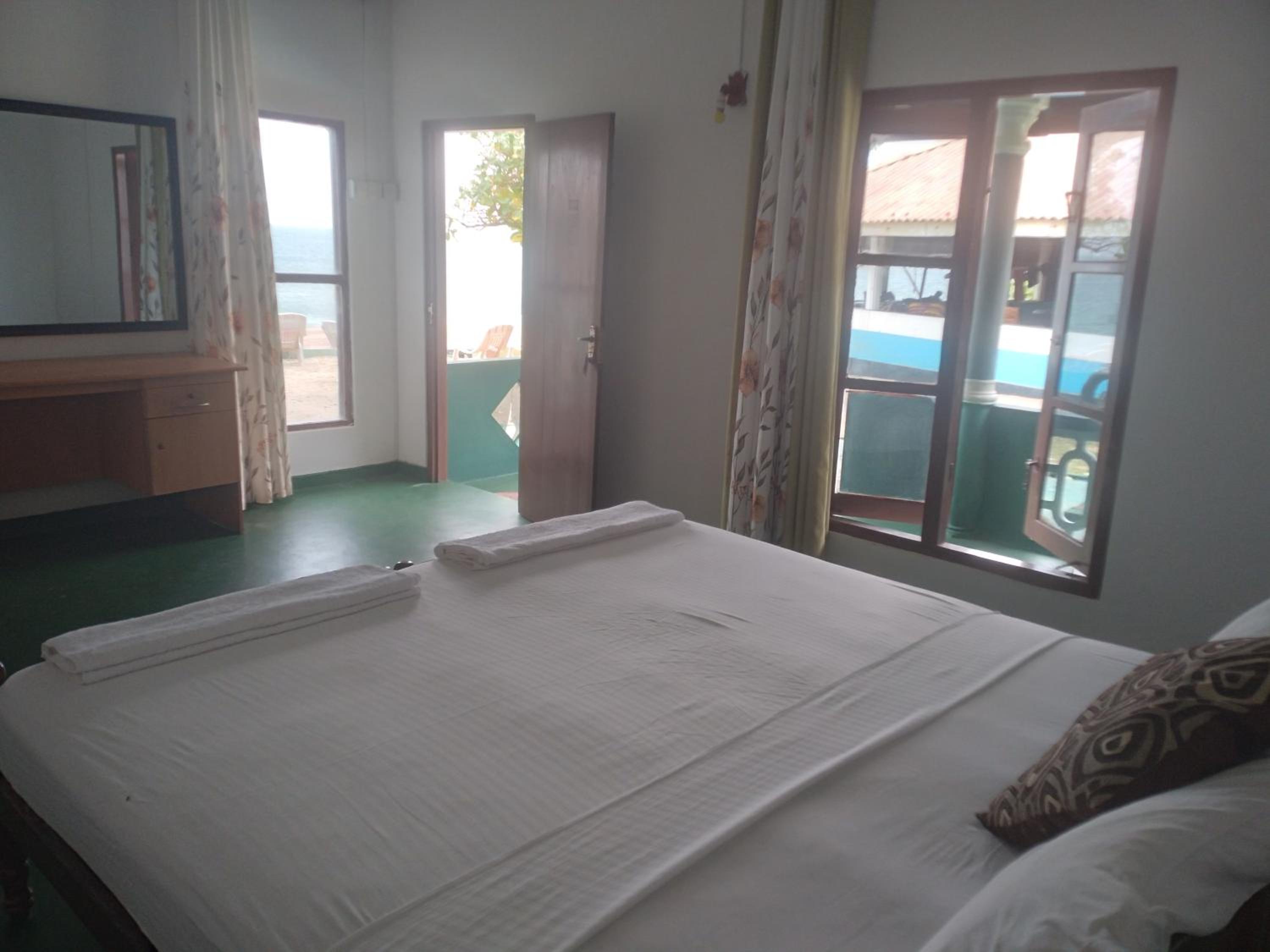 Happy Beach Safari retreat view 3