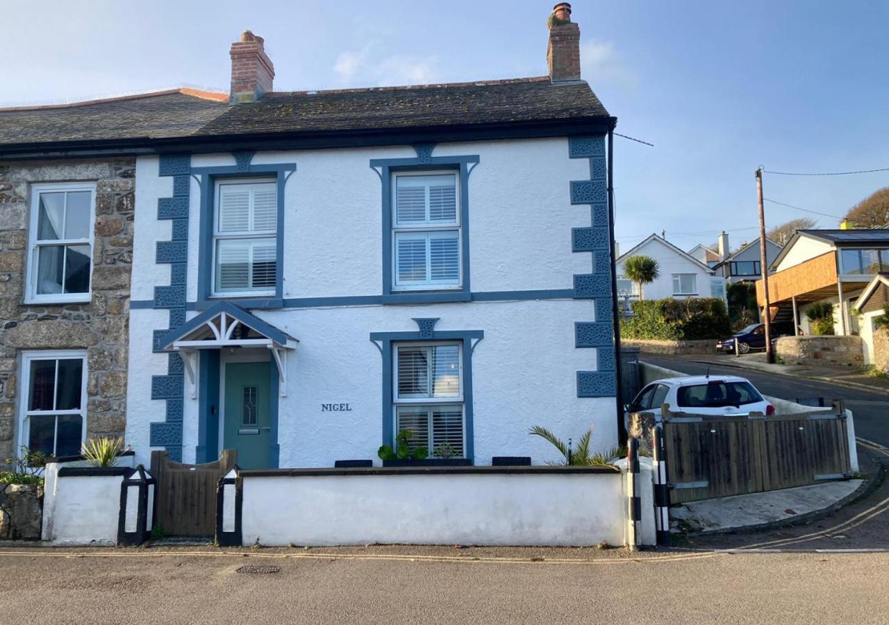 2 Bed in Mousehole oc-nigelh view 3