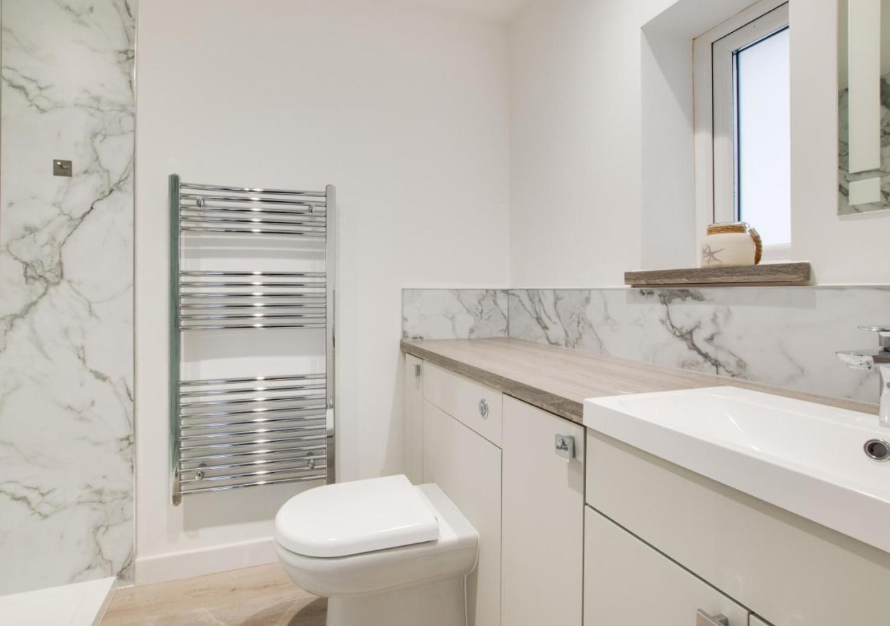 4 Bed in Padstow oc-p00184