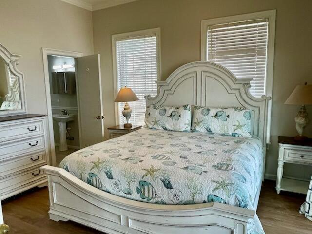 Sunflower Mama-Beachfront-pet friendly