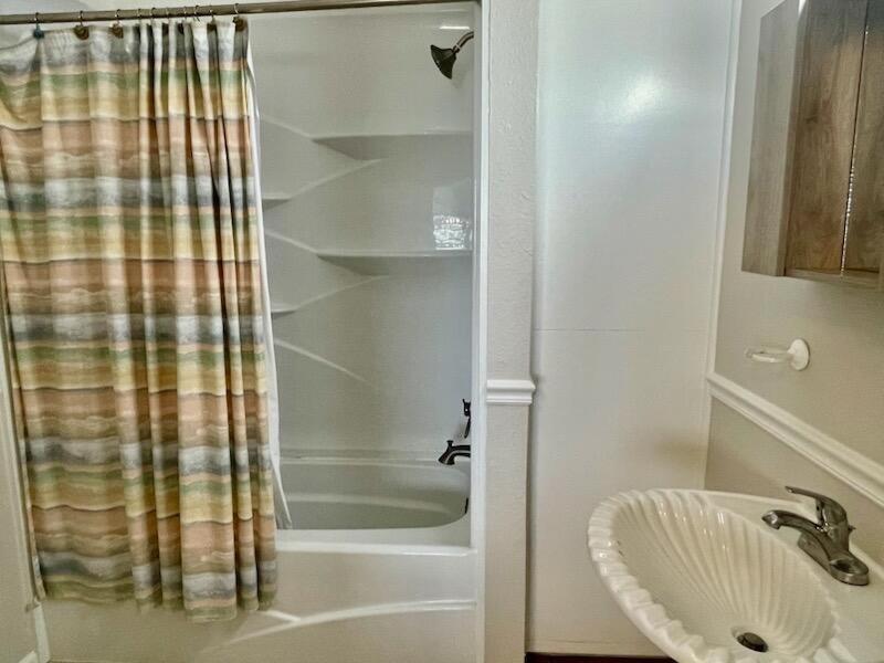 Sunflower Mama-Beachfront-pet friendly