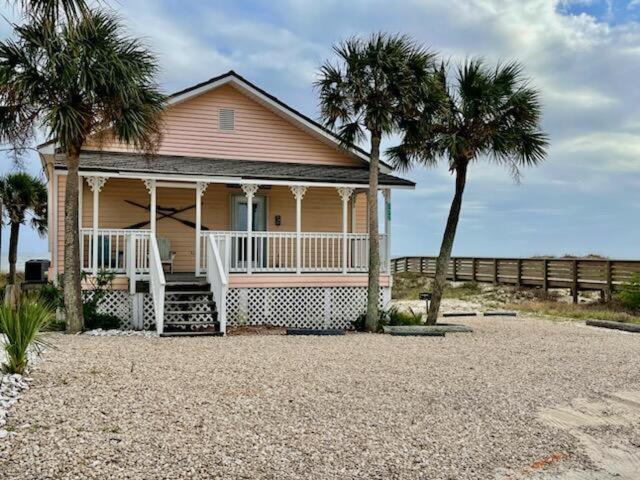 Sunflower Mama-Beachfront-pet friendly