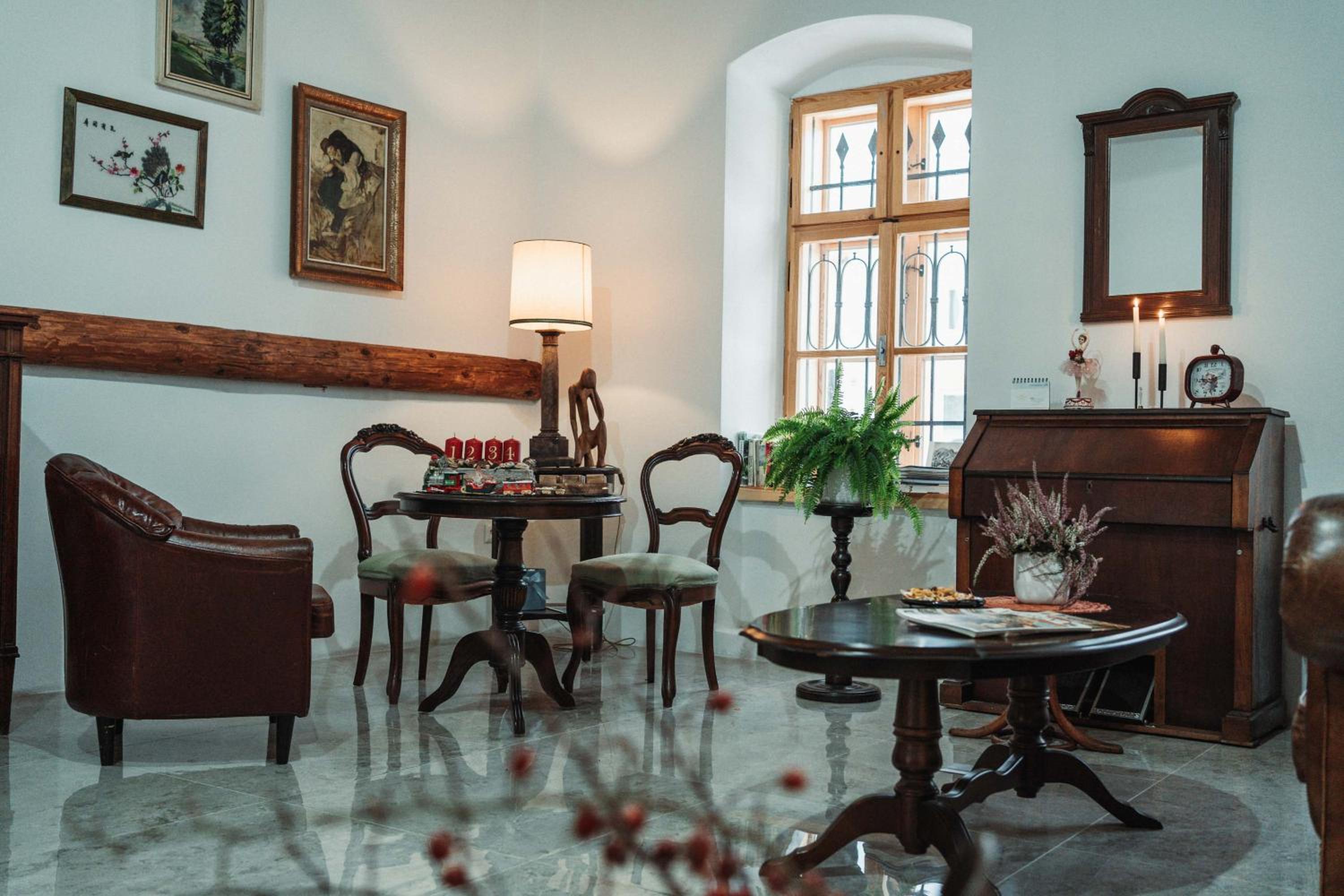 ČÁKYHO KÚRIA - apartmán pre 4 osoby s krbom a saunami