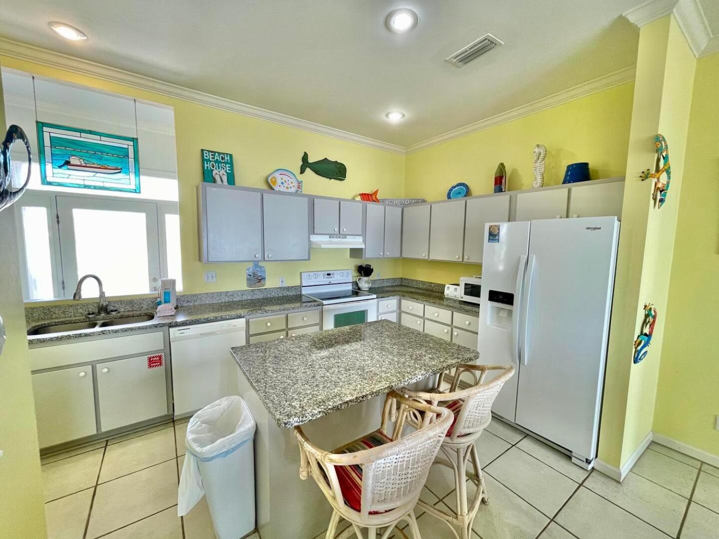 See Escape-Beachfront- East End SGI