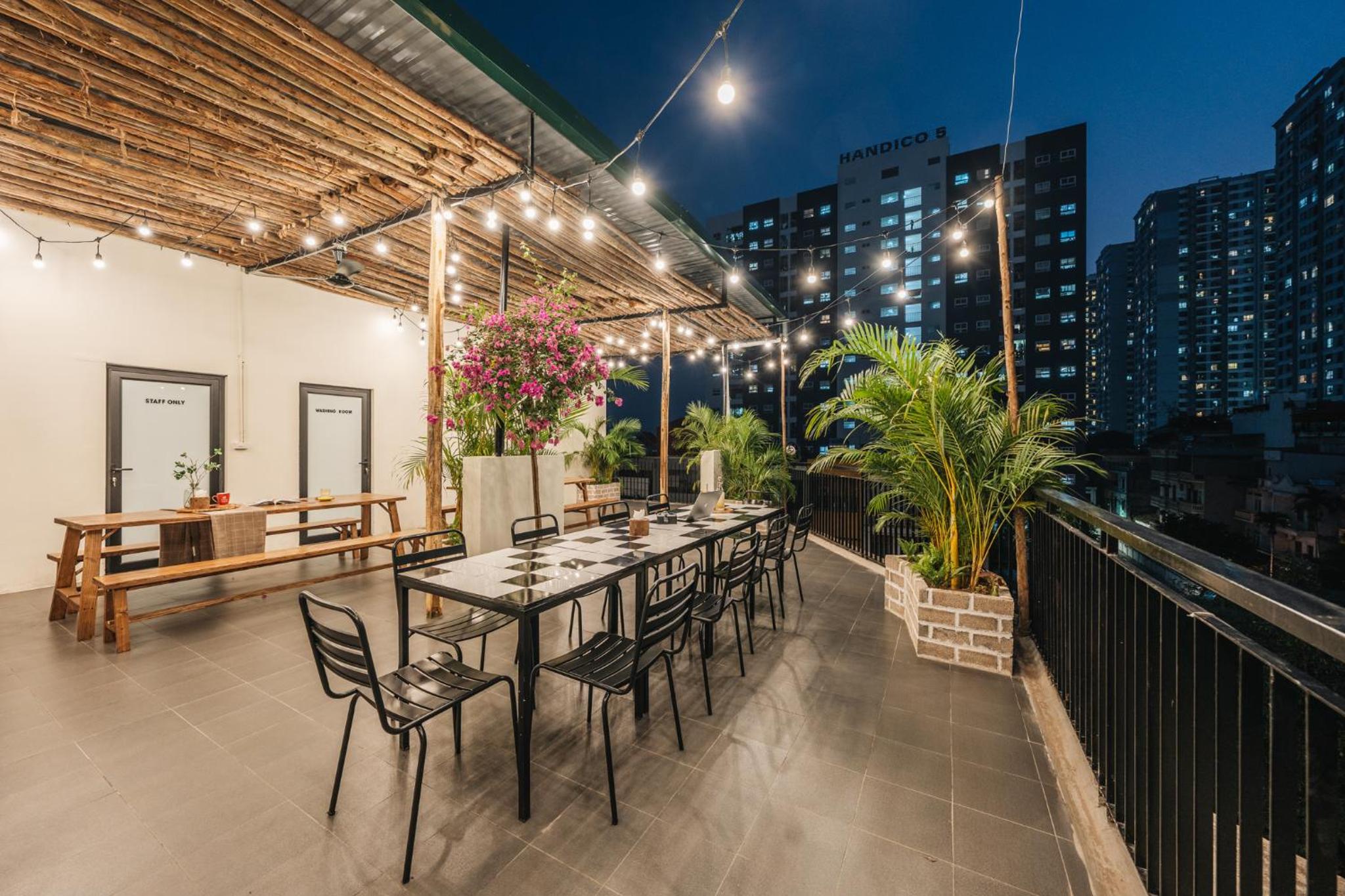 Sky Rooftop Villa-Urban Zone-BBQ-Hanoi Center