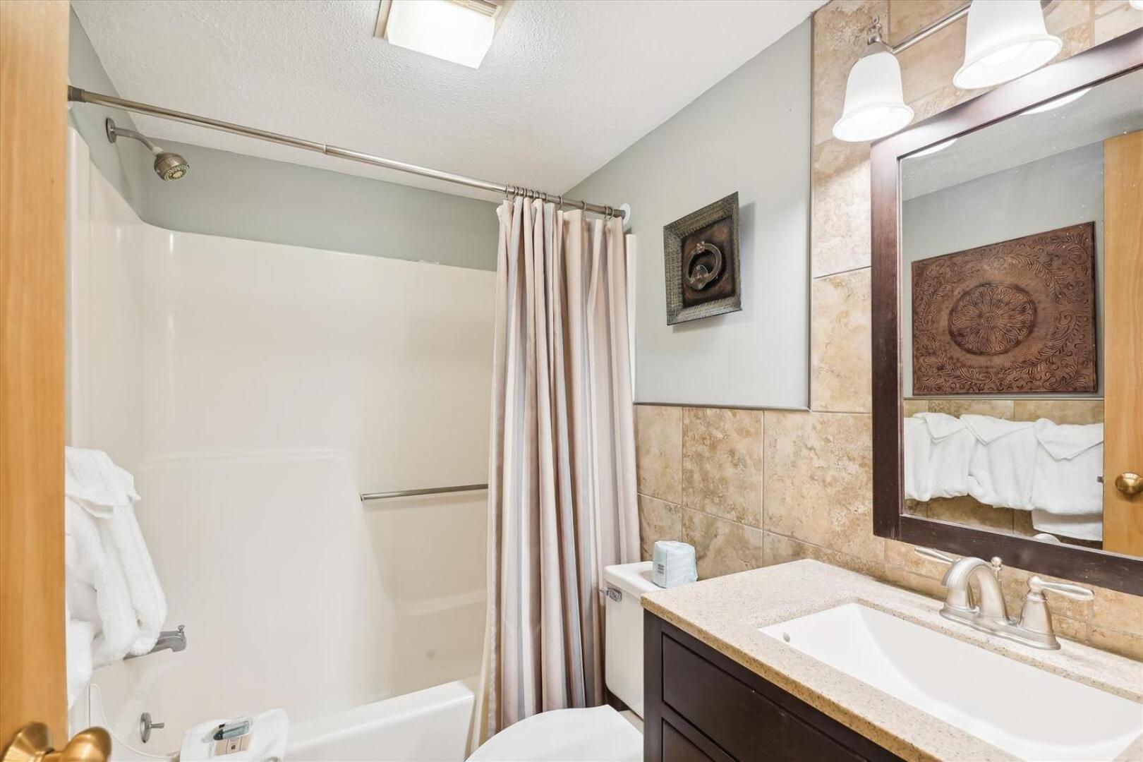 Pinnacle C12 view 5