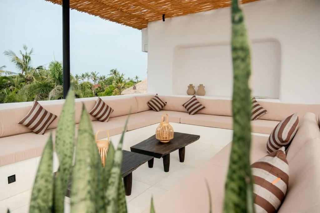 Villa Capri at Isola villas view 5