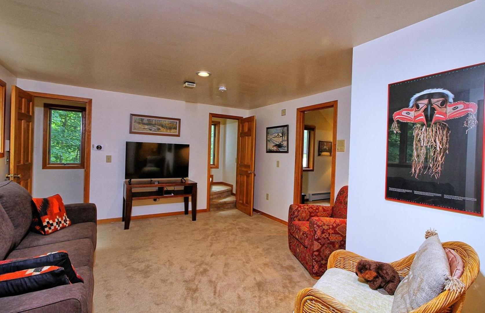 Lakewood Lodge view 5