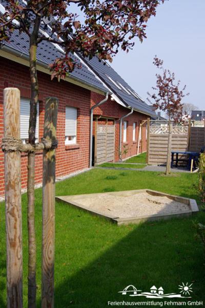 01 Sommerhus Esbjerg DHH mit Sauna und Whirlpool
