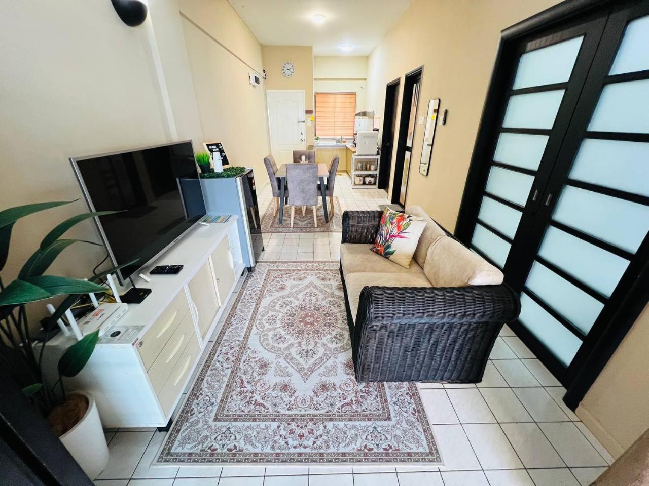 MZR Homestay photo 6