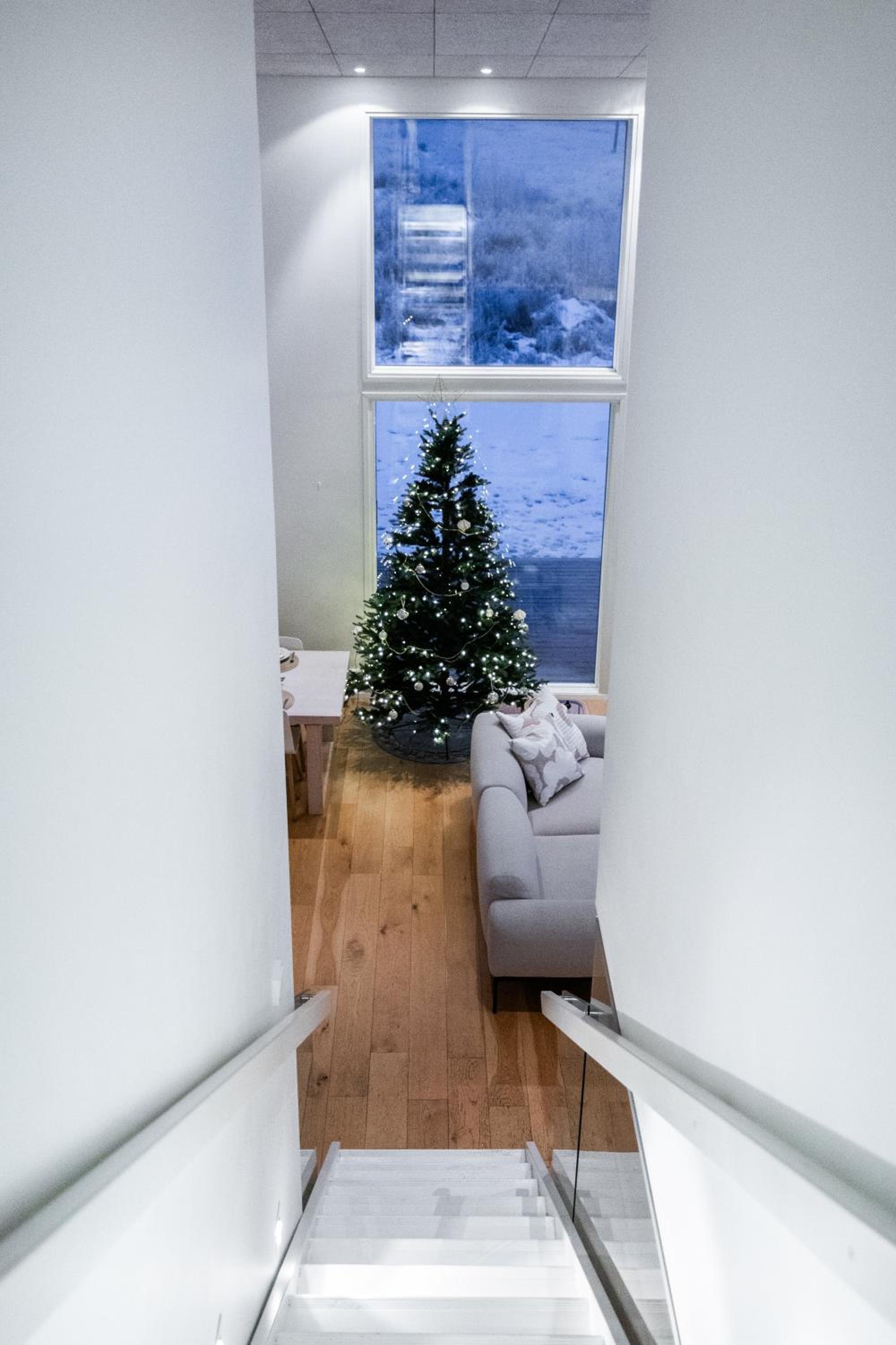 Villa Nightsky -private location, sauna and jacuzzi