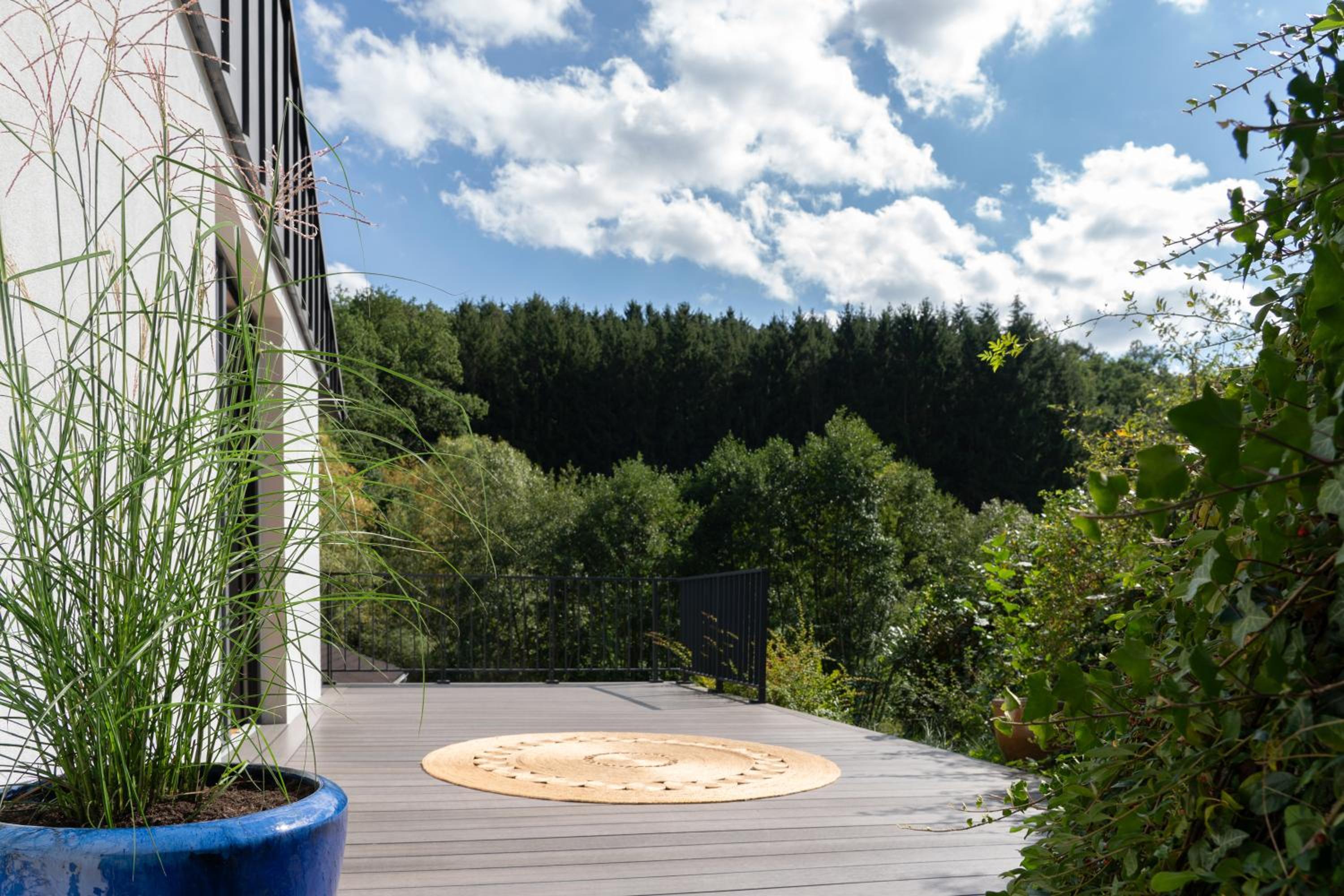 House with a View - Modernes Ferienhaus in der Eifel