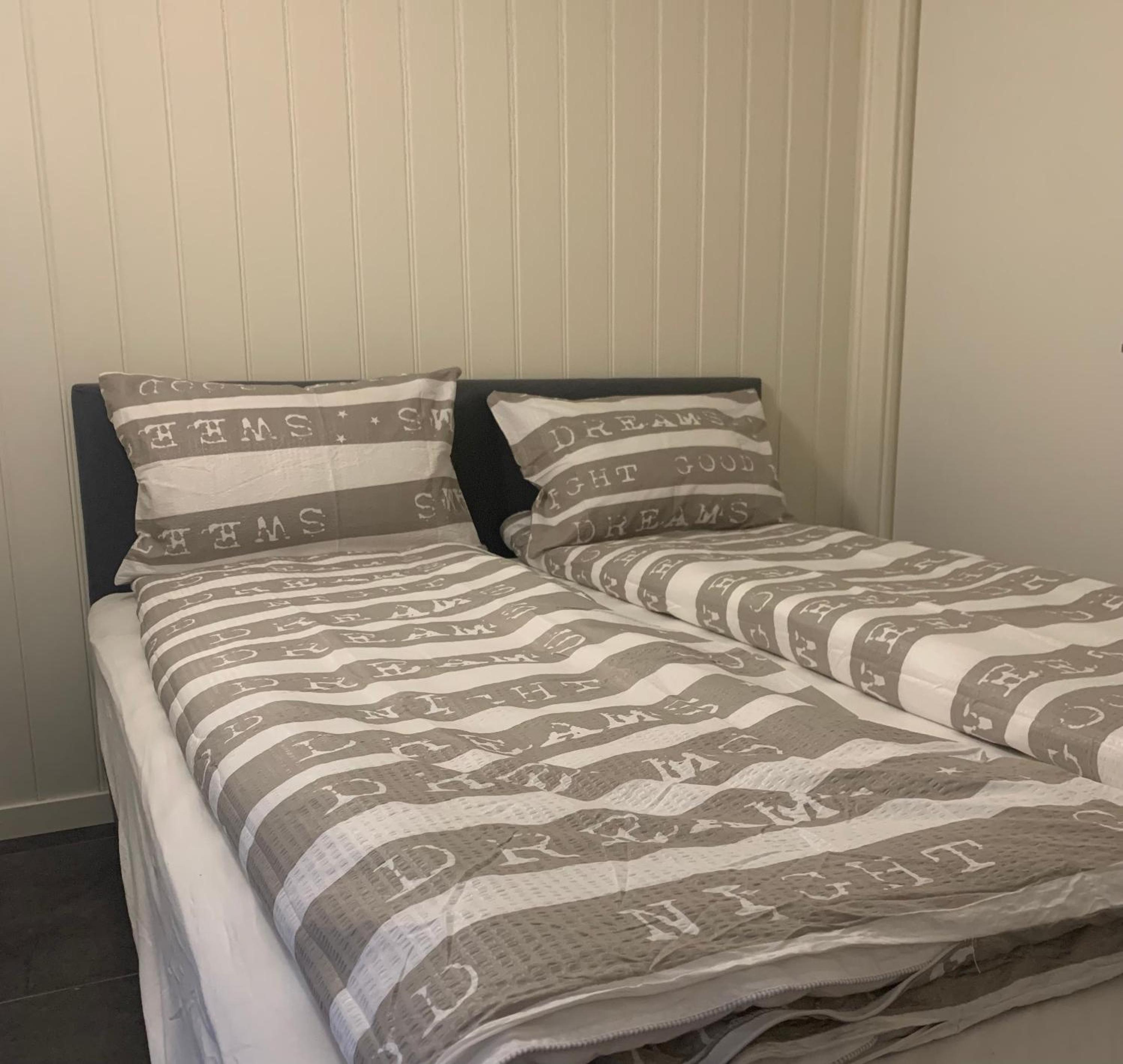 Pool & Sauna Retreat - Private Studio Apartment Porsgrunn