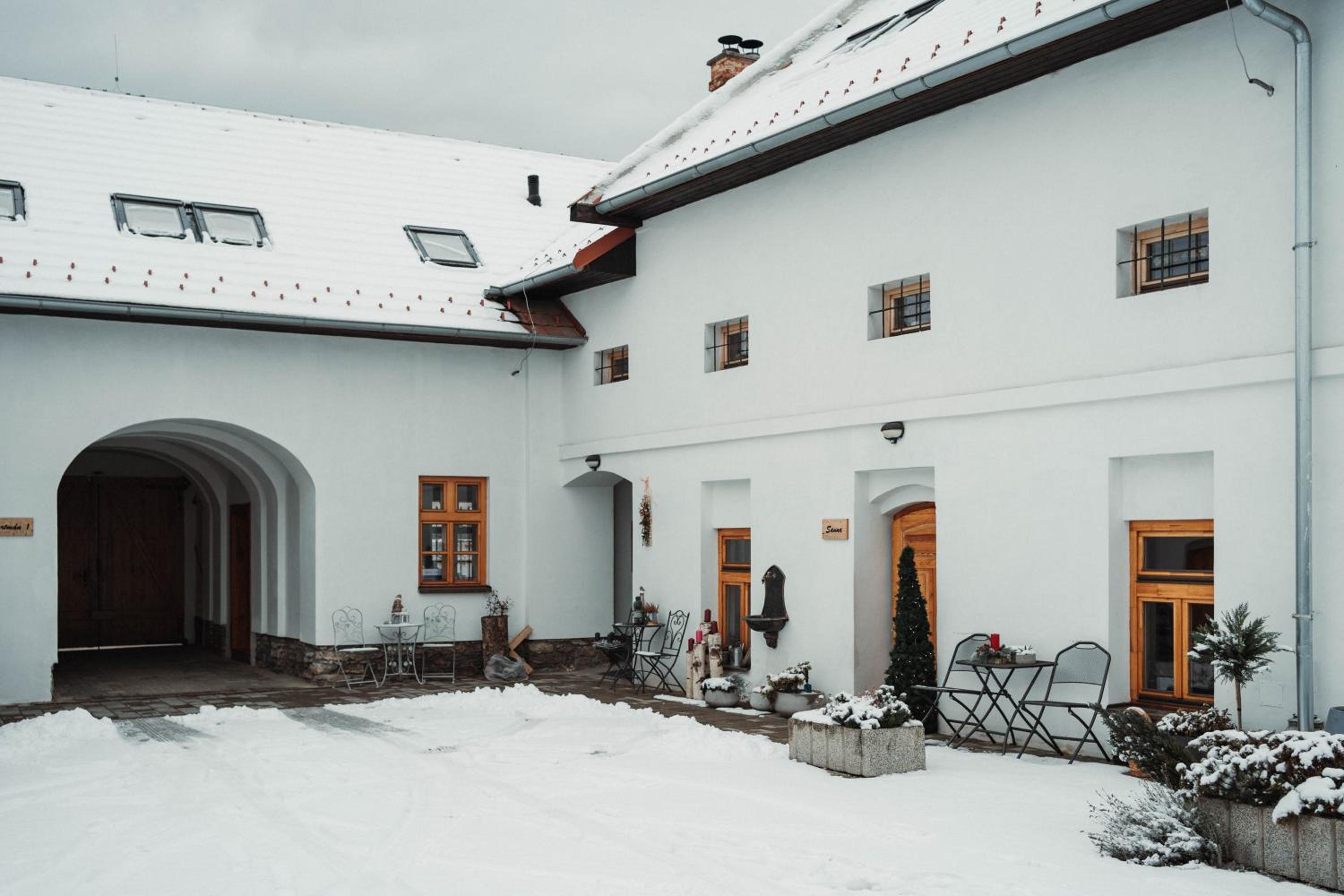 ČÁKYHO KÚRIA - mezonetový apartmán s krbom a saunami view 2
