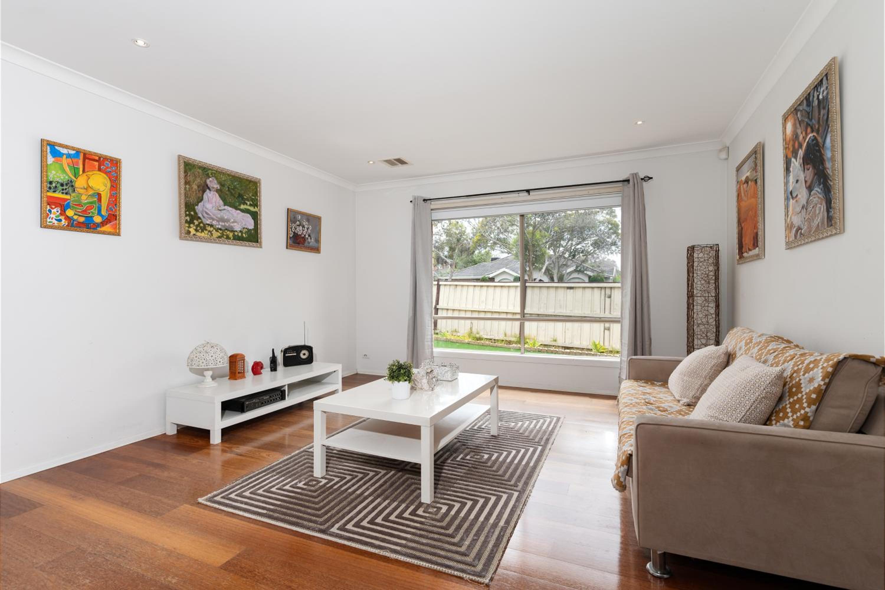 Berwick Springs Apples's Art Home