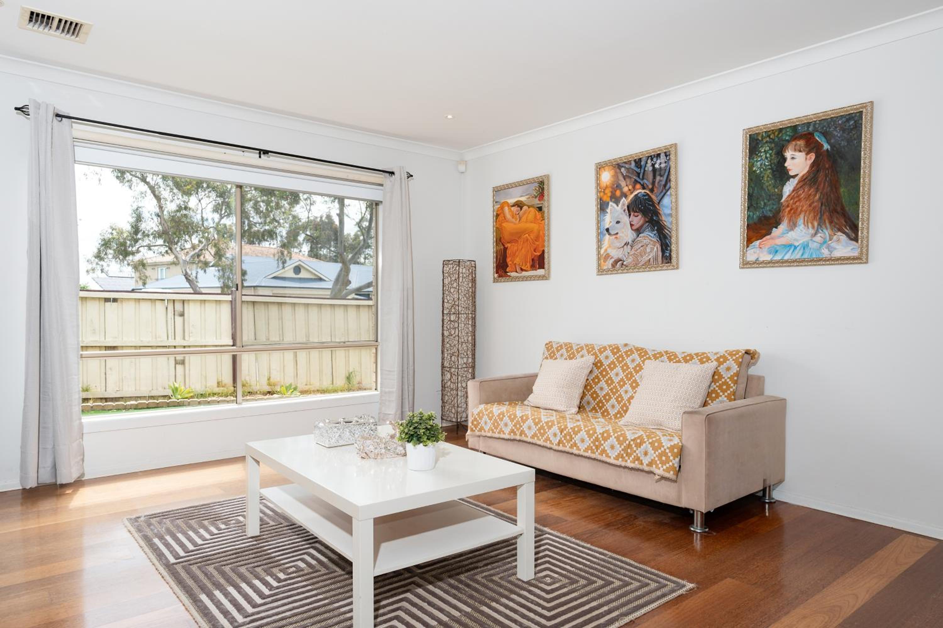 Berwick Springs Apples's Art Home