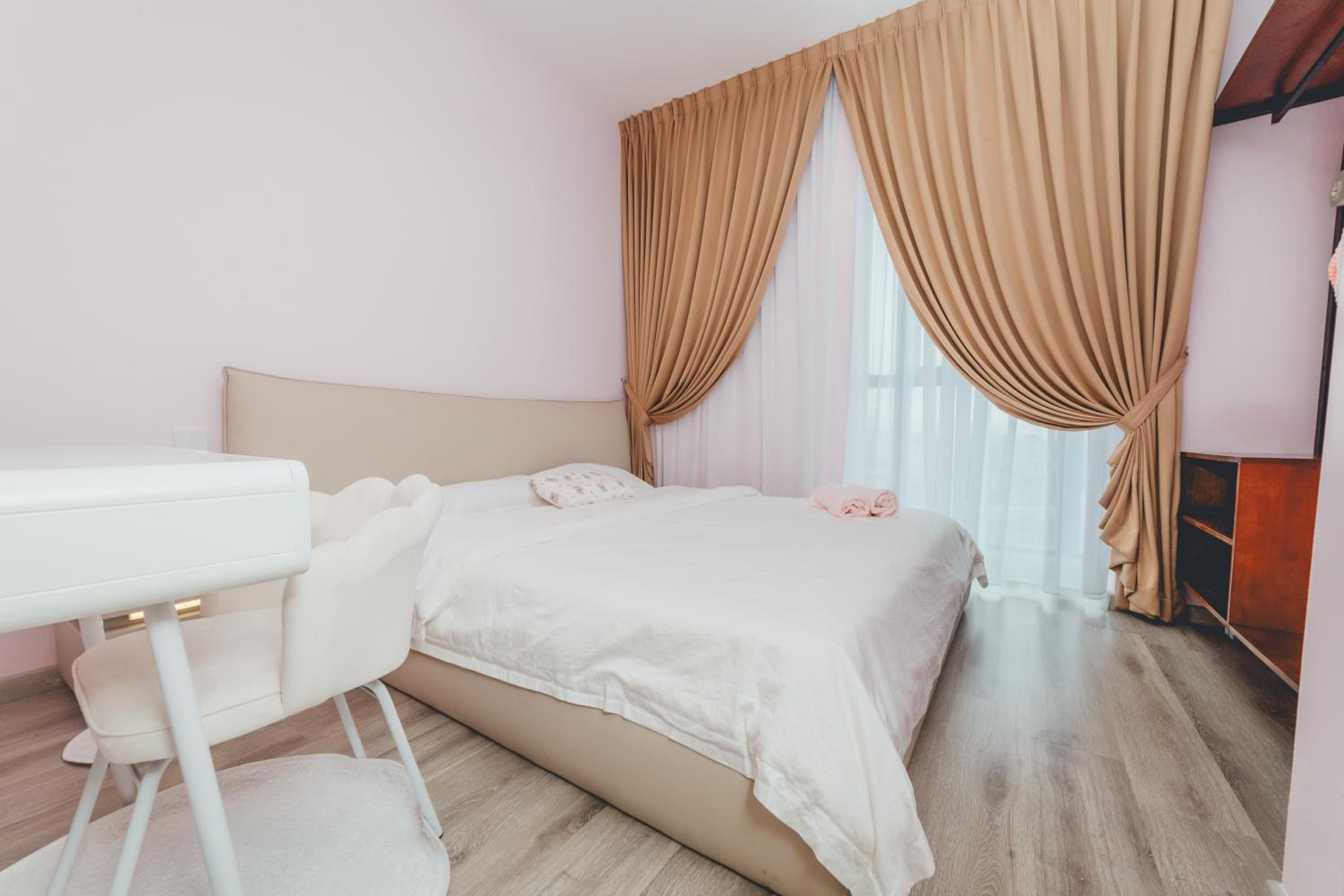 Luxurious President Family Suite 3BR8pax Mosaic Midvalley by Our Stay