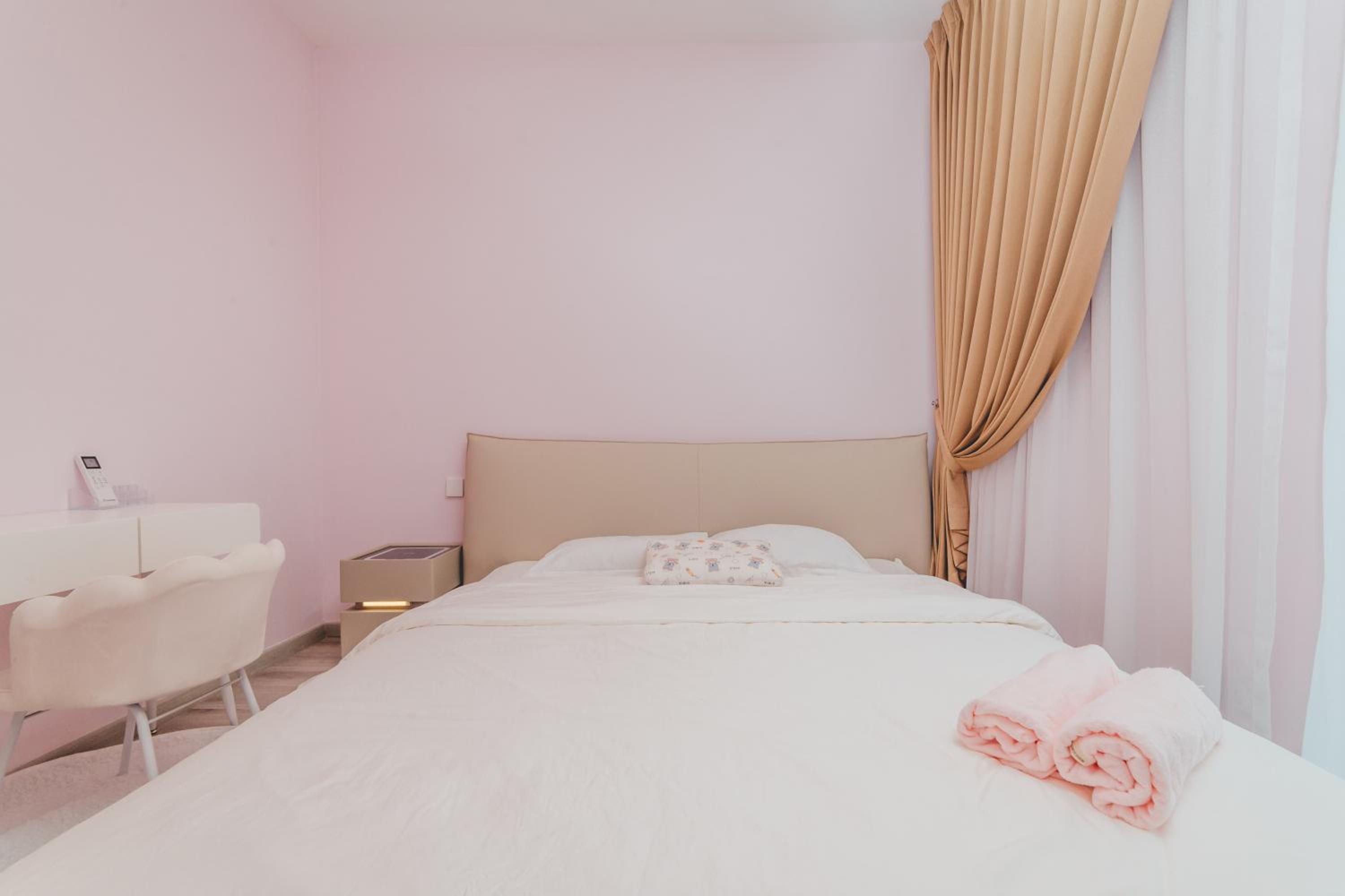 Luxurious President Family Suite 3BR8pax Mosaic Midvalley by Our Stay