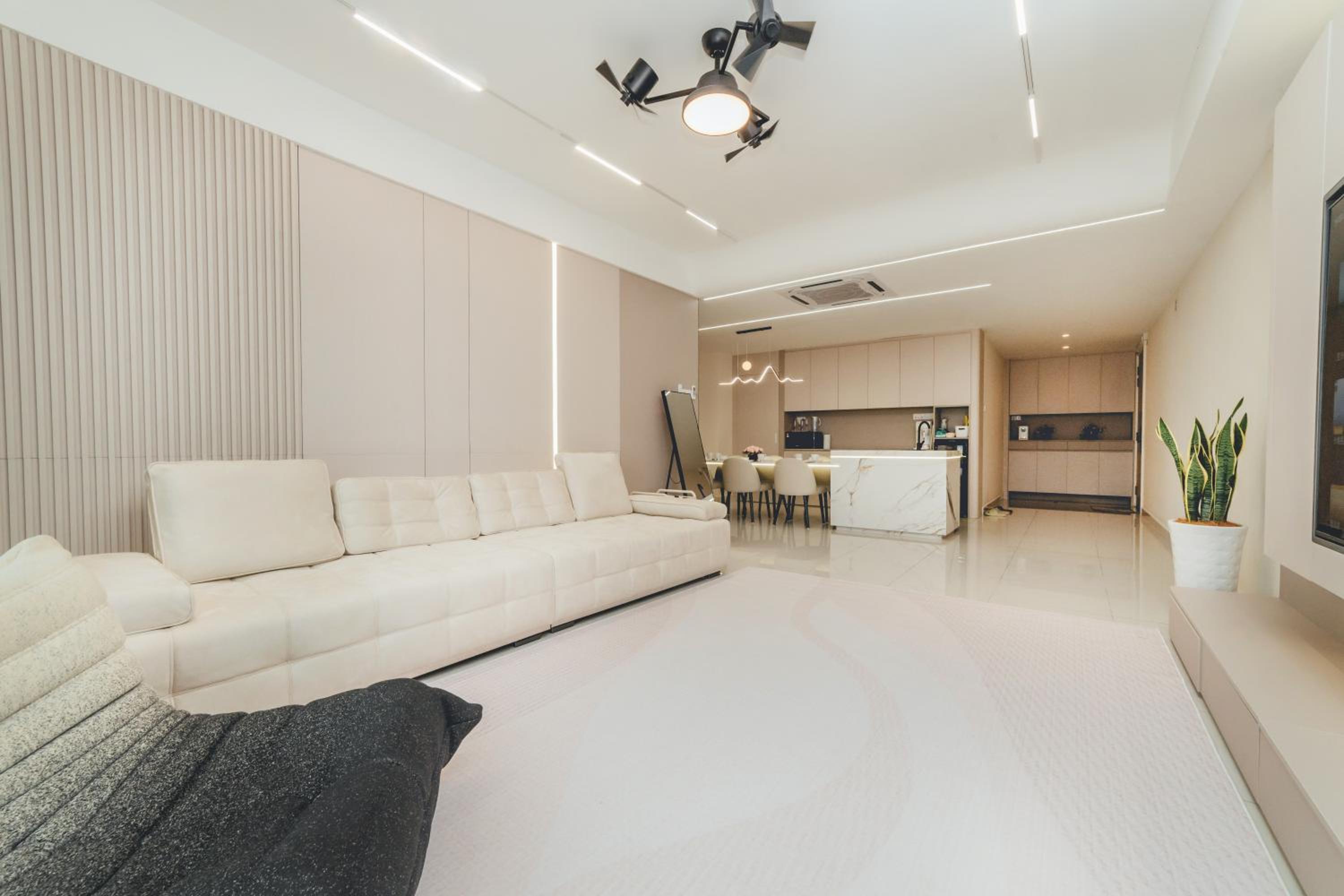 Luxurious President Family Suite 3BR8pax Mosaic Midvalley by Our Stay
