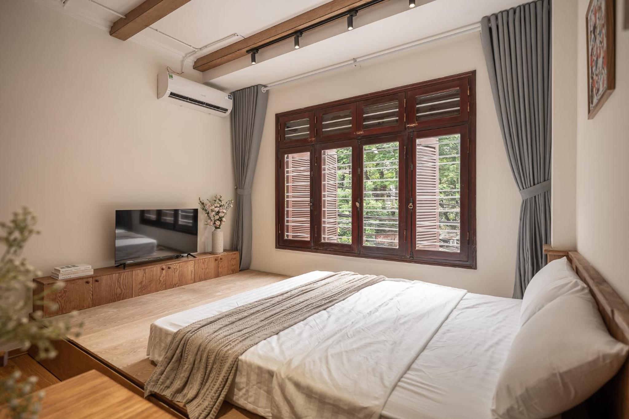 Wooden Decor House-Jacuzzi-Rooftop-Center