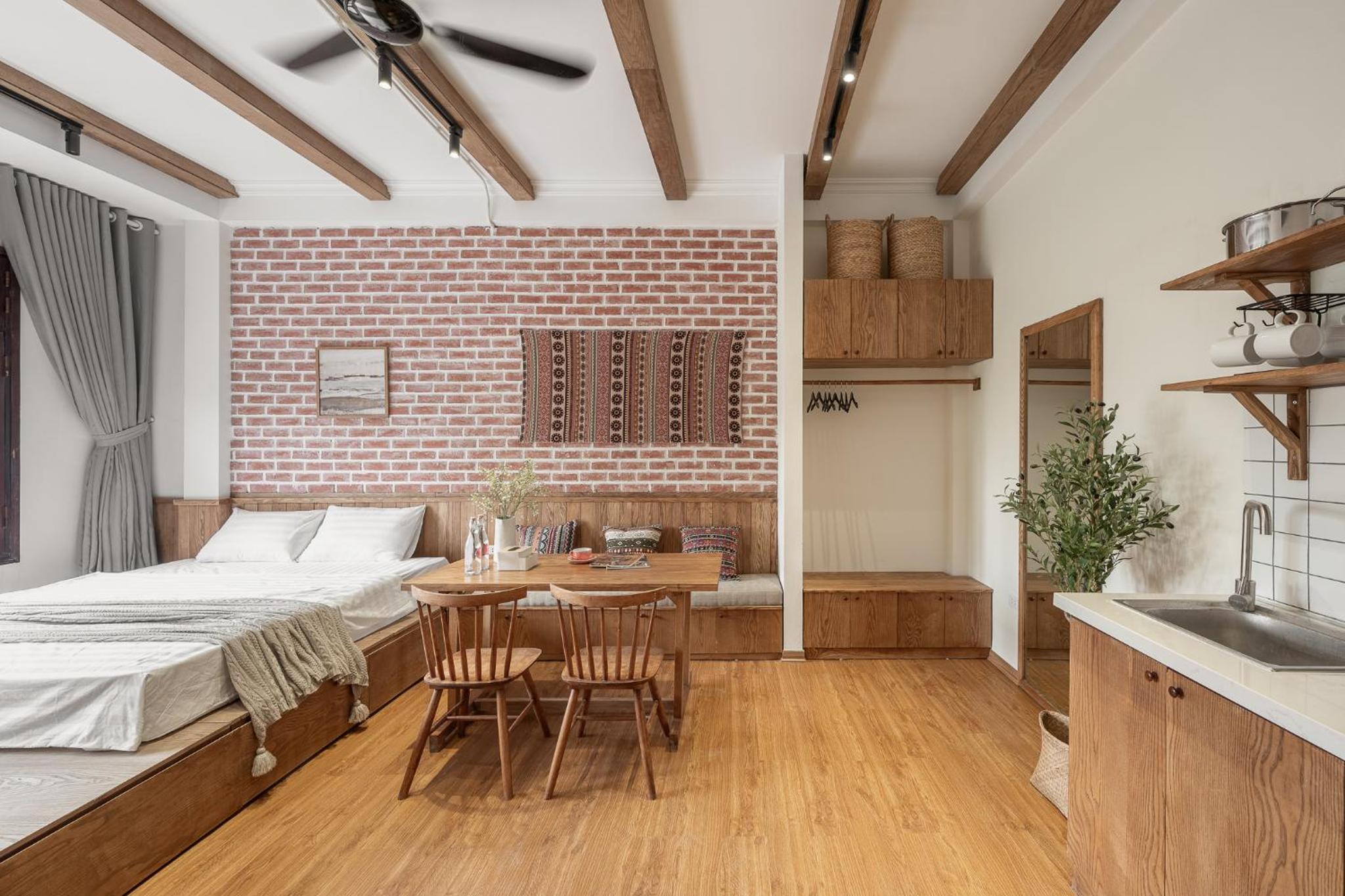Wooden Decor House-Jacuzzi-Rooftop-Center