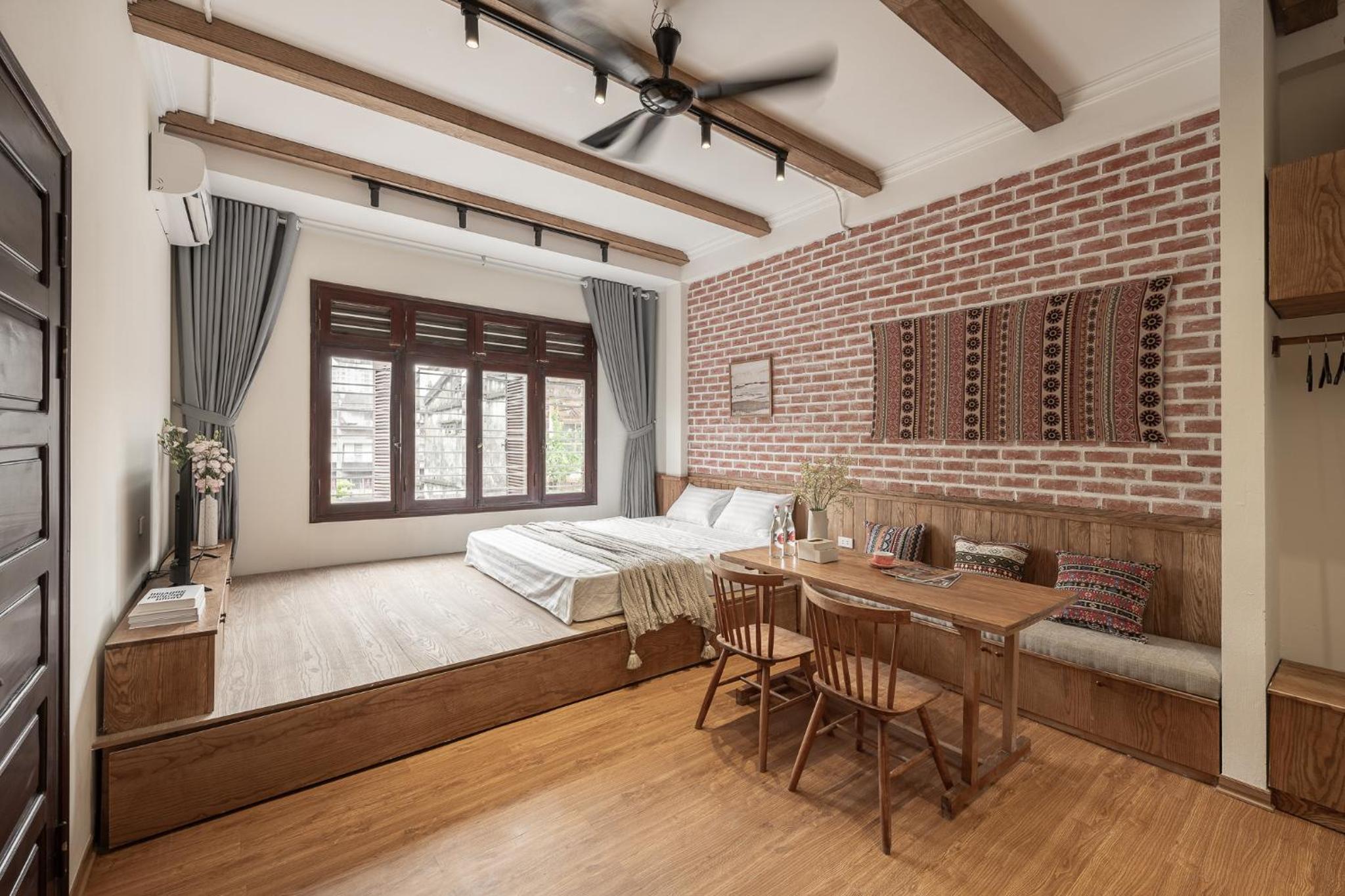 Wooden Decor House-Jacuzzi-Rooftop-Center