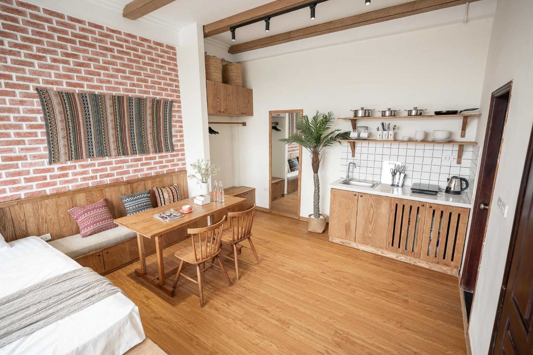 Wooden Decor House-Jacuzzi-Rooftop-Center