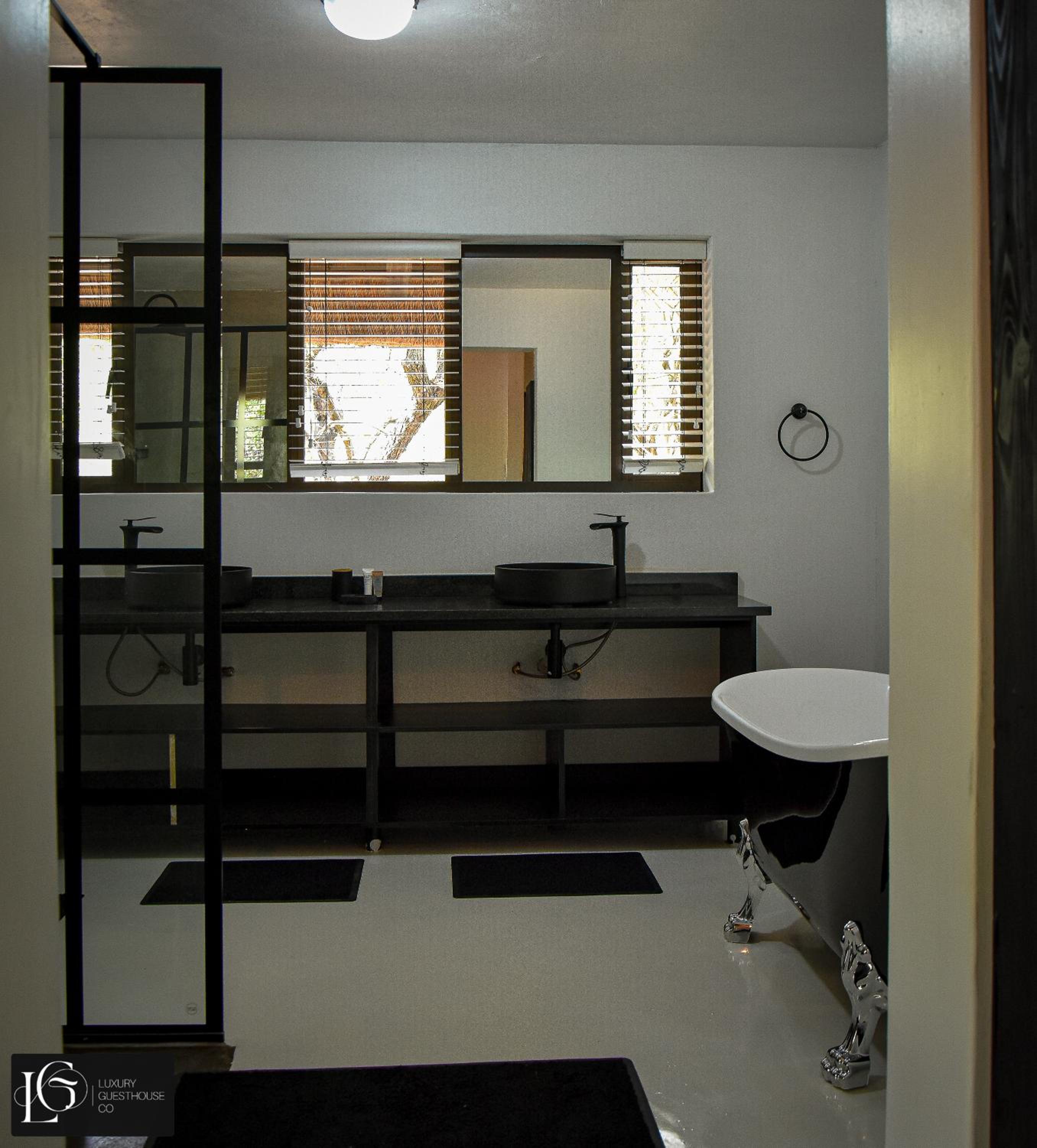 Luxury GuesthouseCo FarmHouse