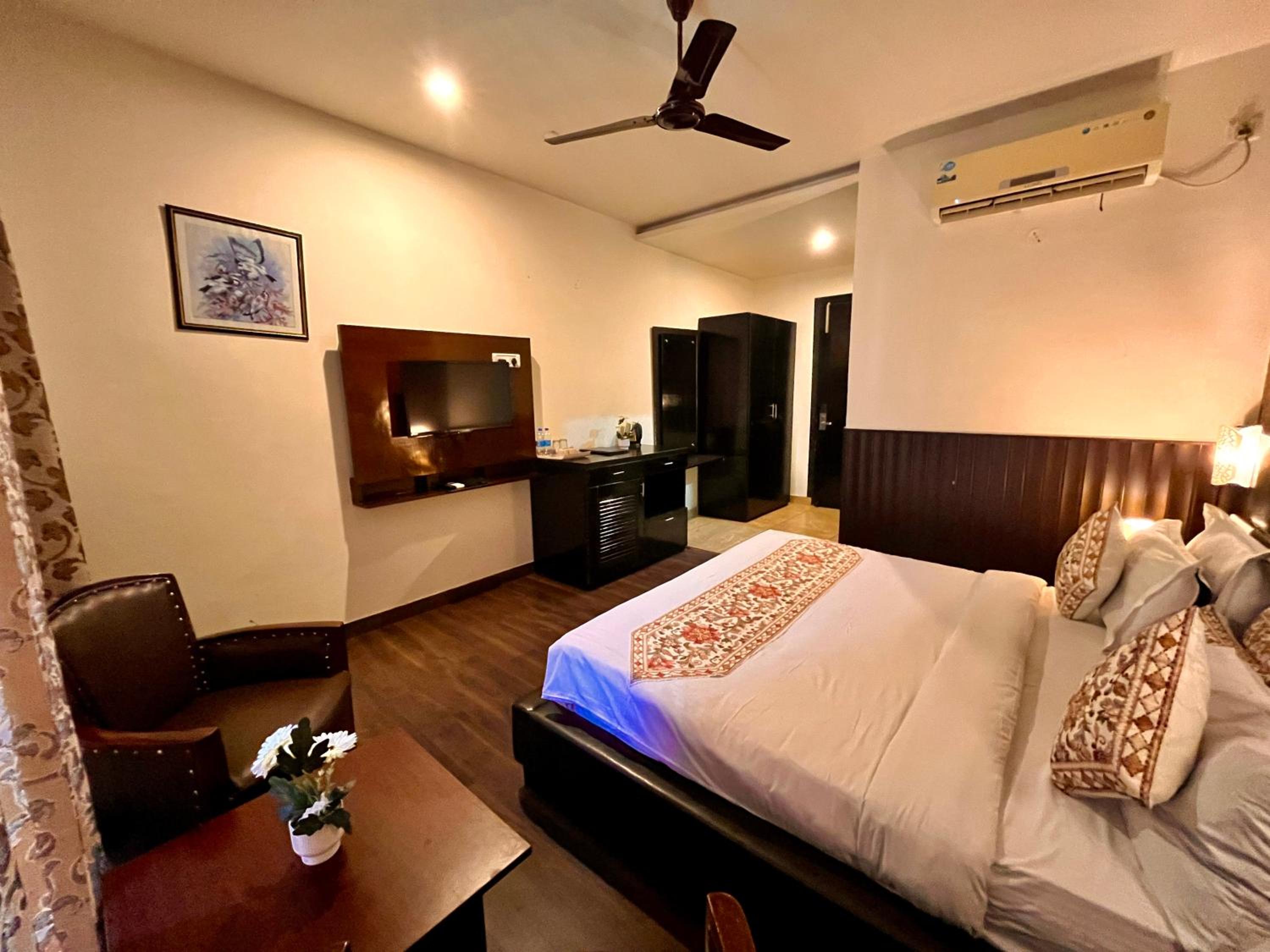 The Vaikunth Mcleodganj # centrally heated & air cooled # scenic mountain view # big parking # on mall road # top rated # most awarded # premium rooms # ba