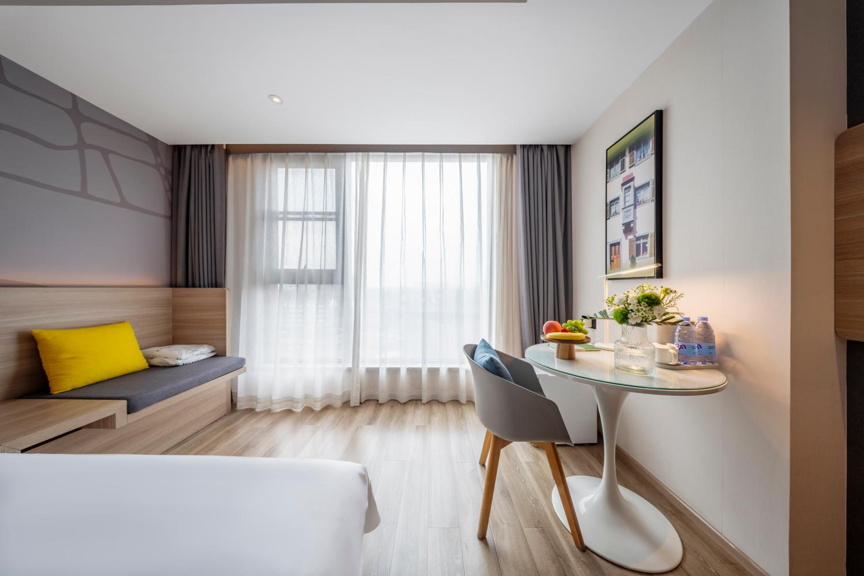 Atour X Hotel Chengdu Xipu Southwest Jiaotong University