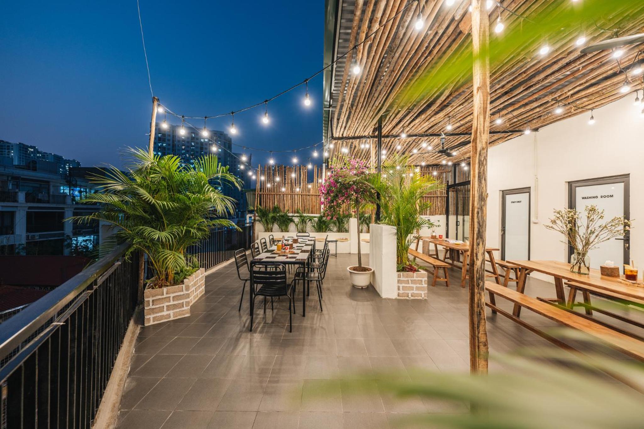 Sky Rooftop Villa-Urban Zone-BBQ-Hanoi Center