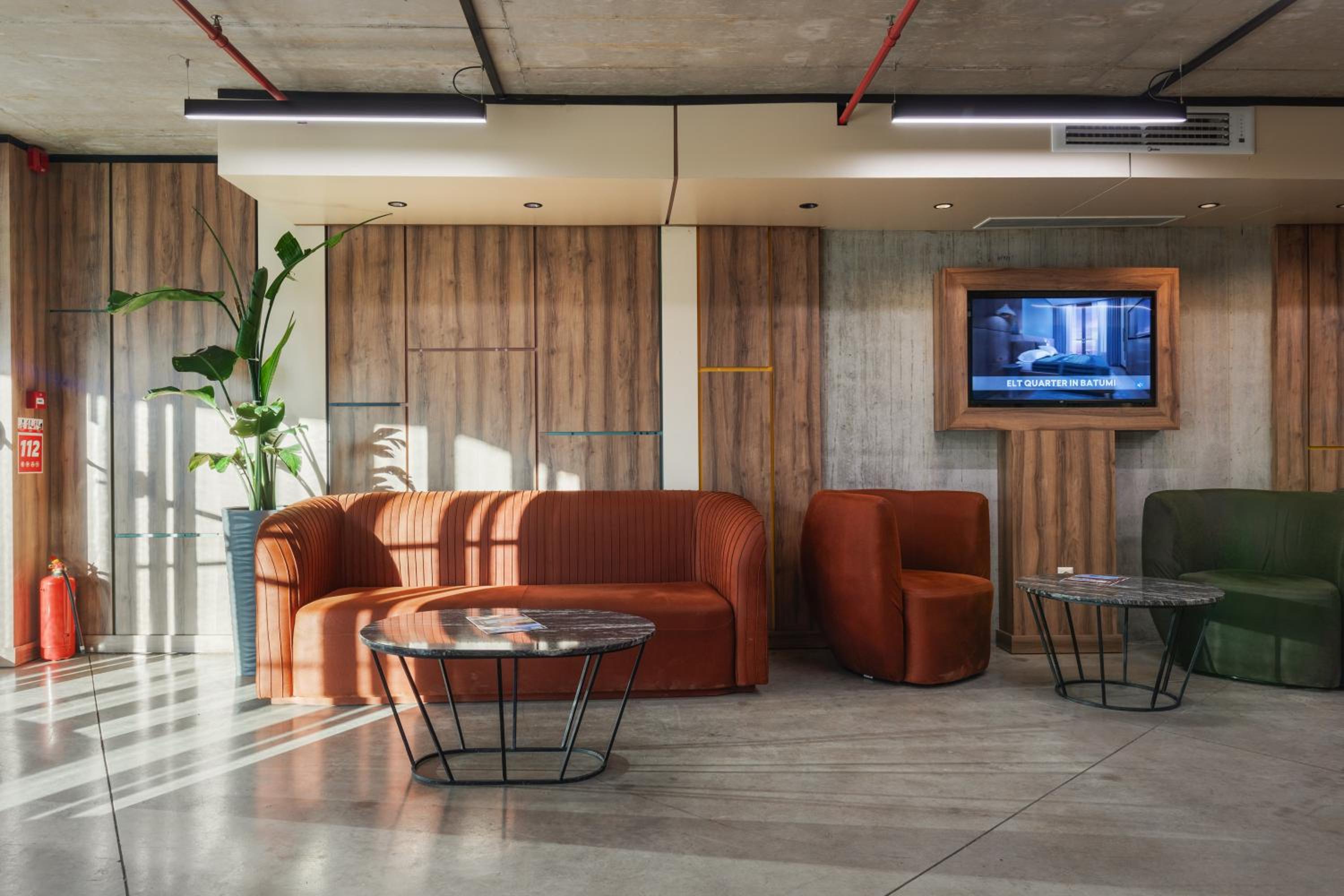Sunshine Residence & Hotel