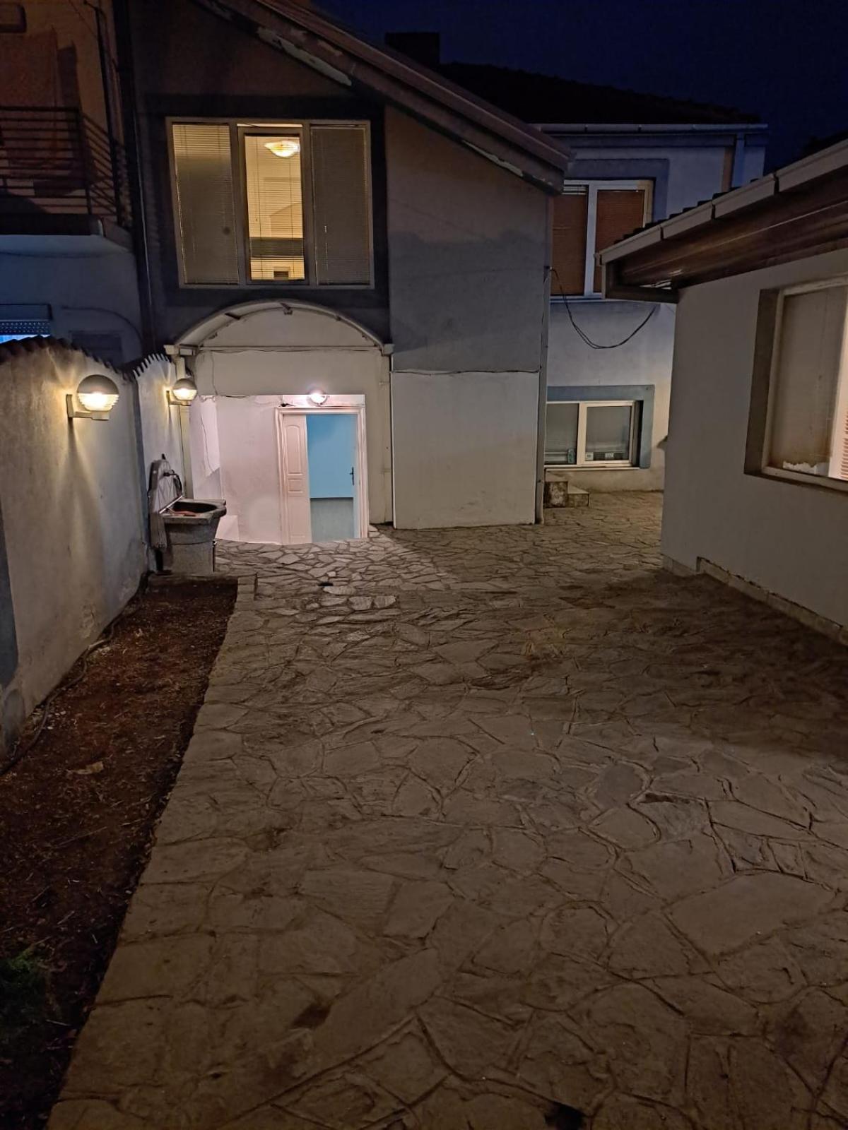 Alpi Hostel view 3