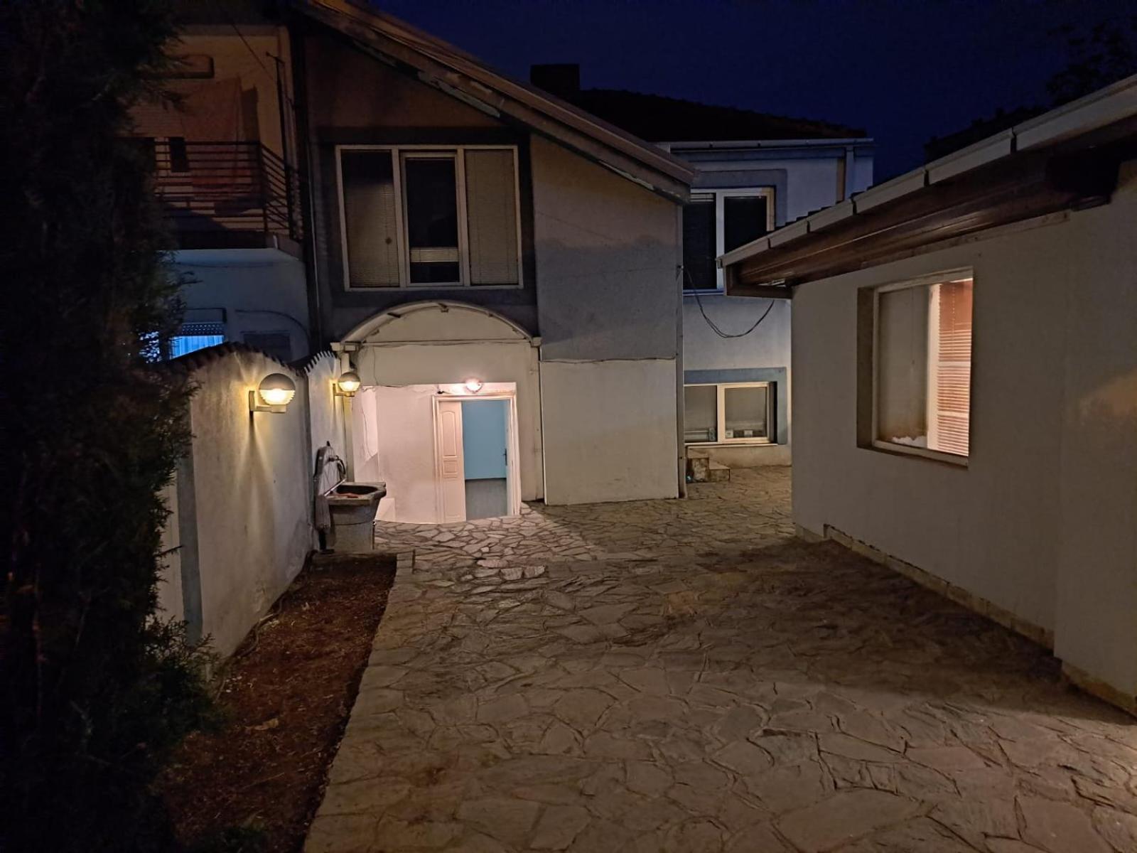 Alpi Hostel view 4