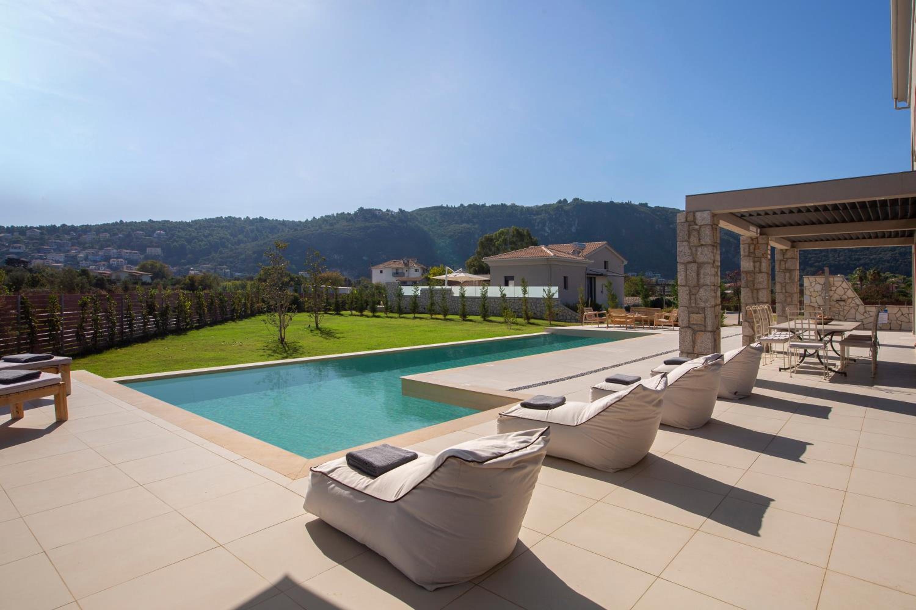 Aquamarina Villas