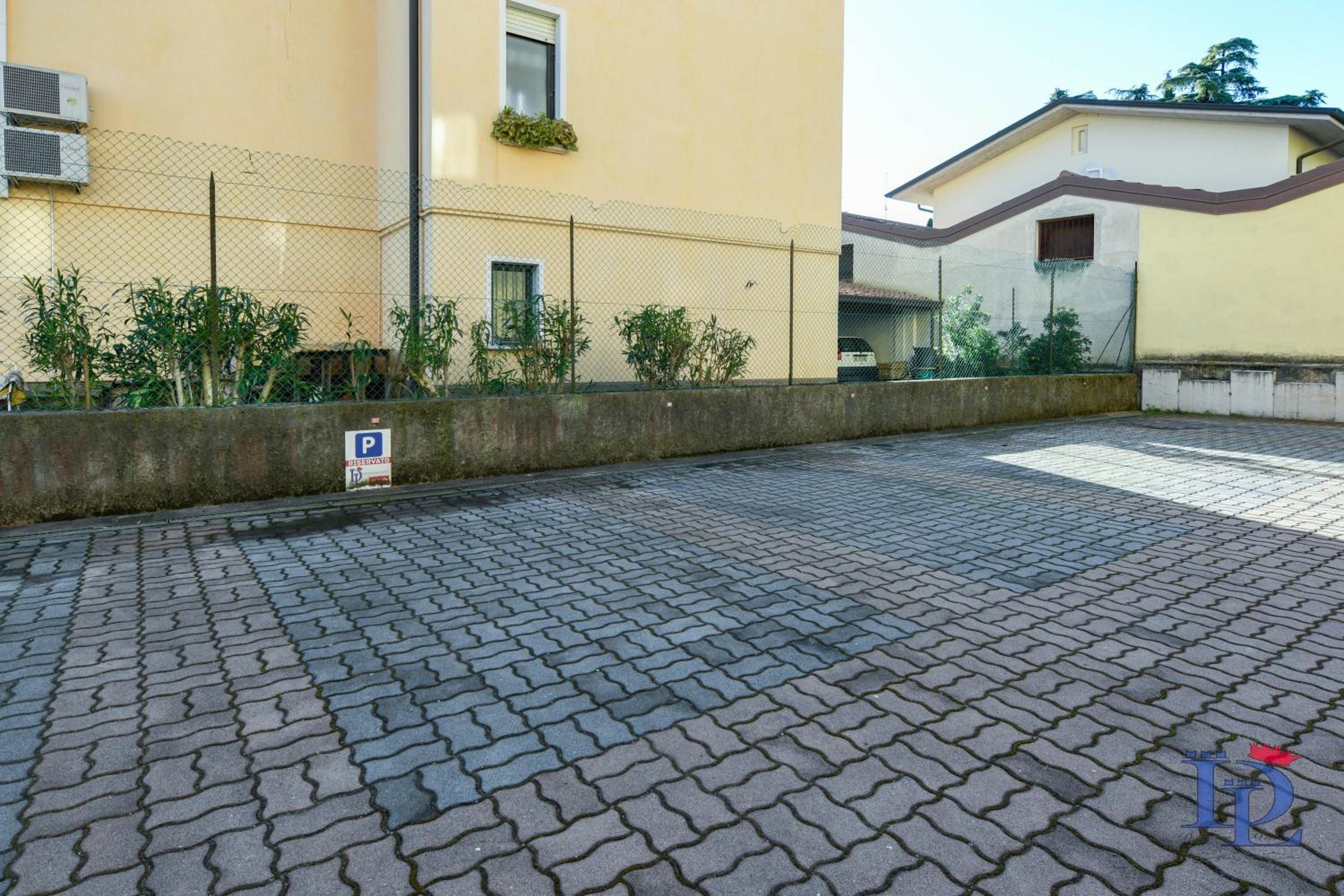 A Casa Di Sara Family Apartment with private Parking DesenzanoLoft Official Partner Homes & Villas by Marriott Bonvoy