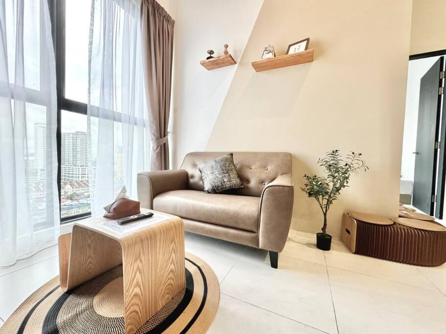 Urban Suites #Walnut 1BR 1Bath suite #Infinity Pool #3pax #1Queen 1Single #Quality well maintained #Private host photo 1