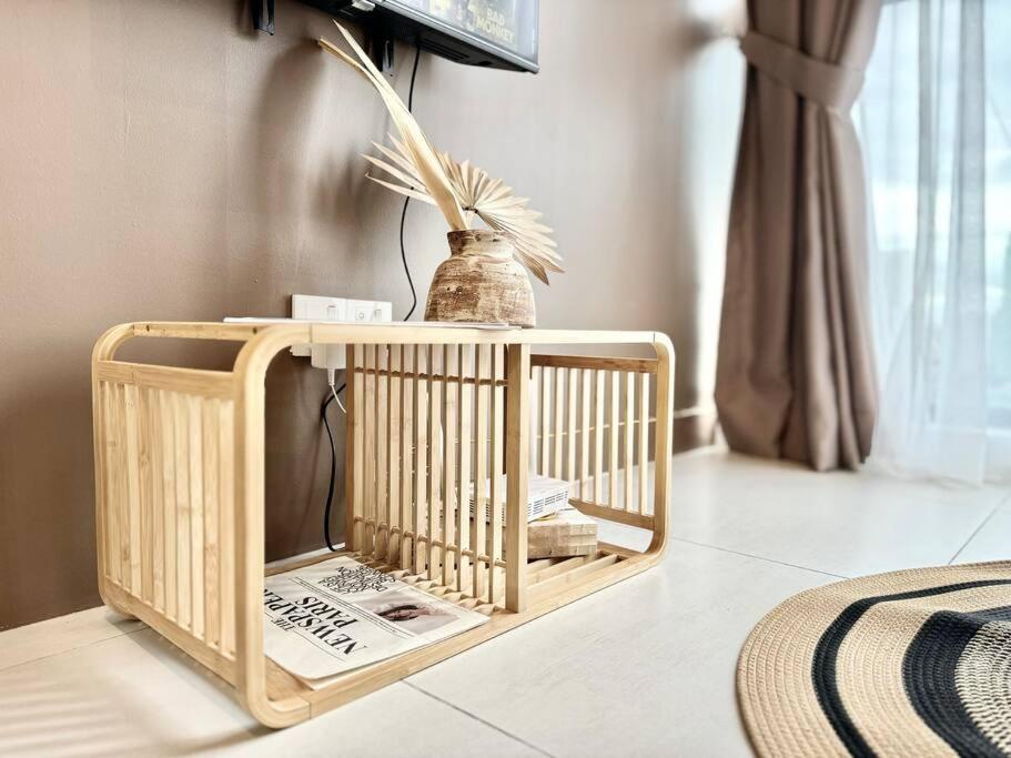 Urban Suites #Walnut 1BR 1Bath suite #Infinity Pool #3pax #1Queen 1Single #Quality well maintained #Private host photo 6