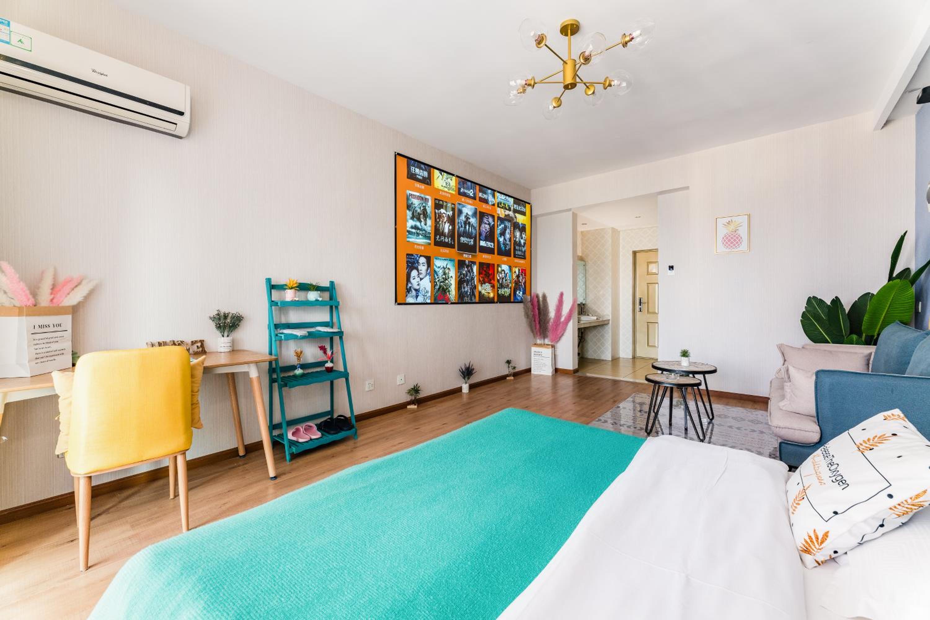 Kunming Qicaimen Shangpin Apartment