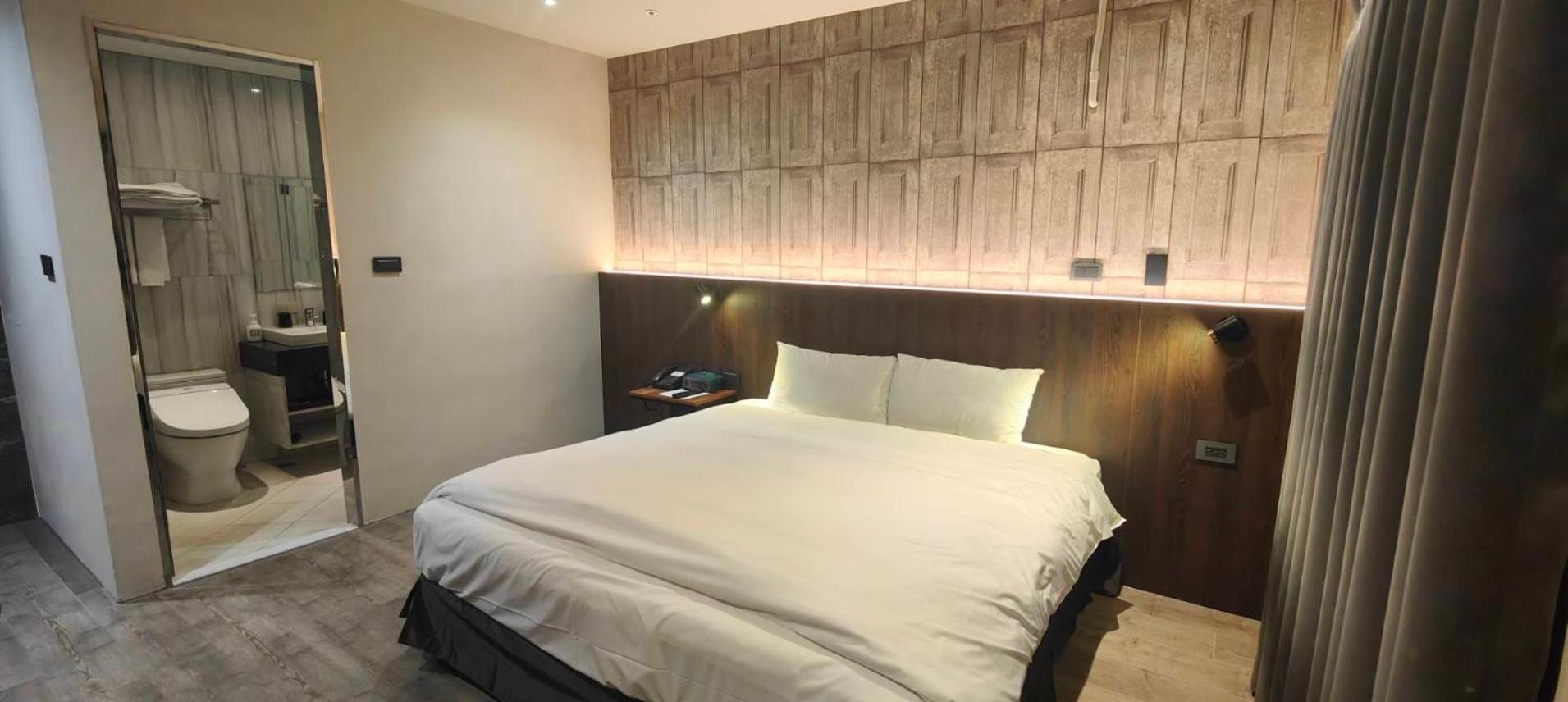 Saint Hostel