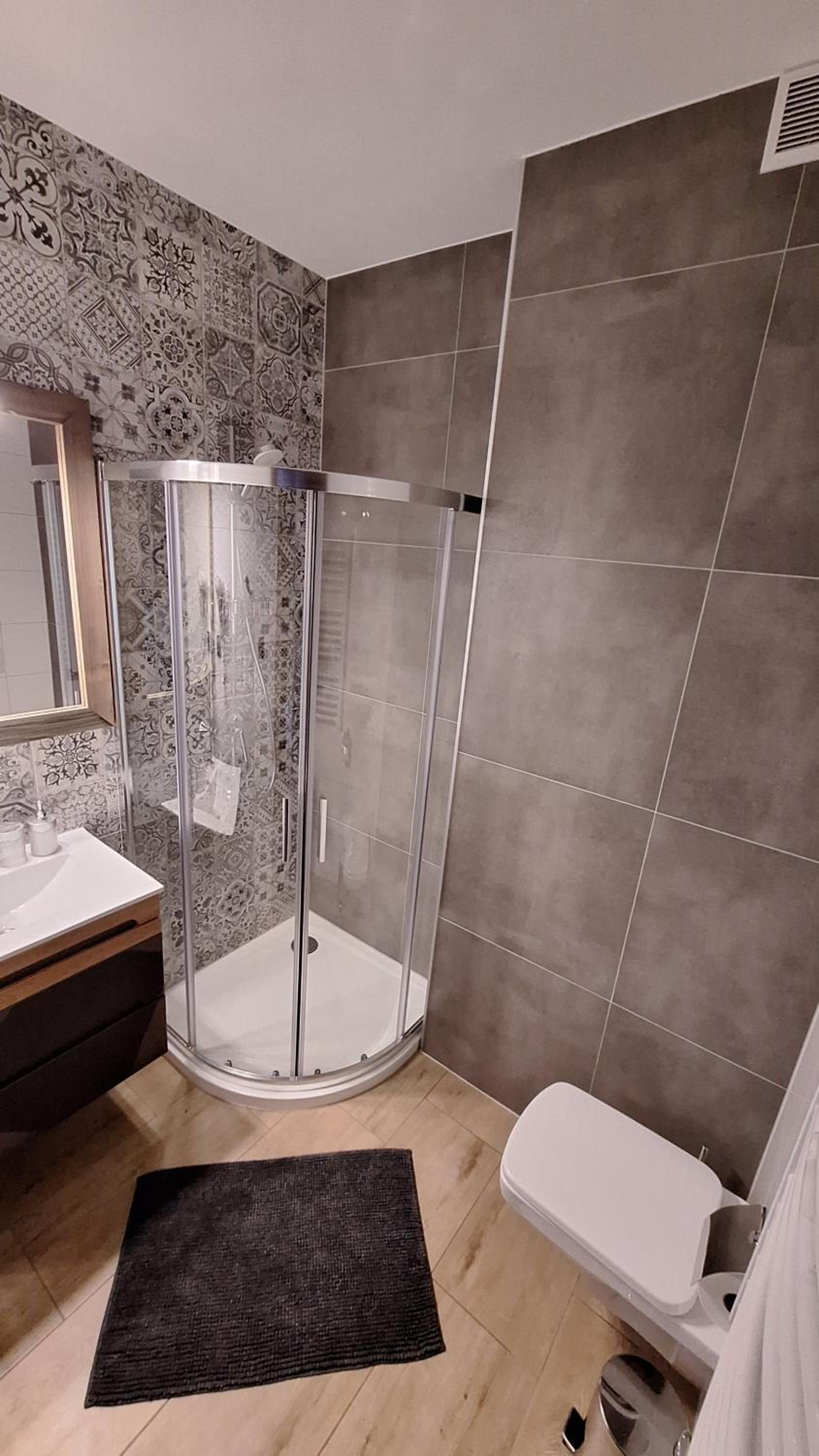 Photo 63