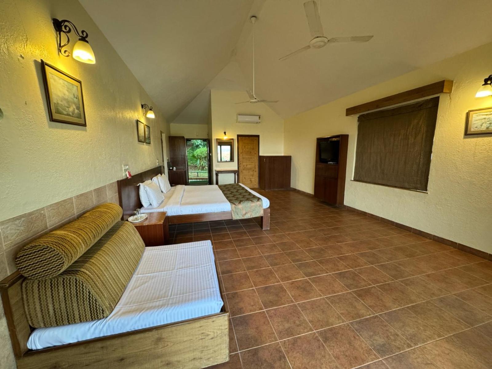 Upper Deck Resort - Highest Peak, Lonavala
