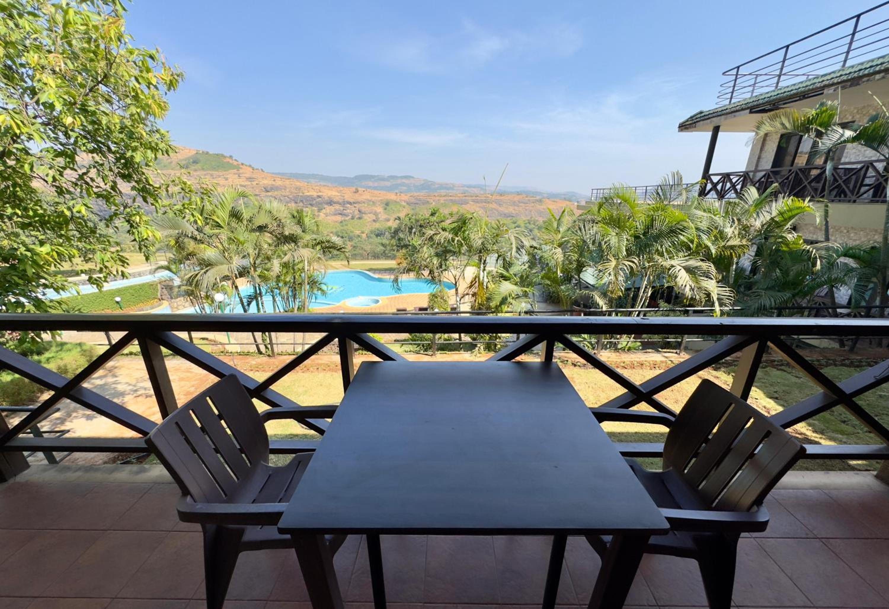 Upper Deck Resort - Highest Peak, Lonavala